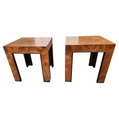 Pareja de mesas auxiliares escultóricas de madera de olivo de mediados del siglo XX Milo Baughman
