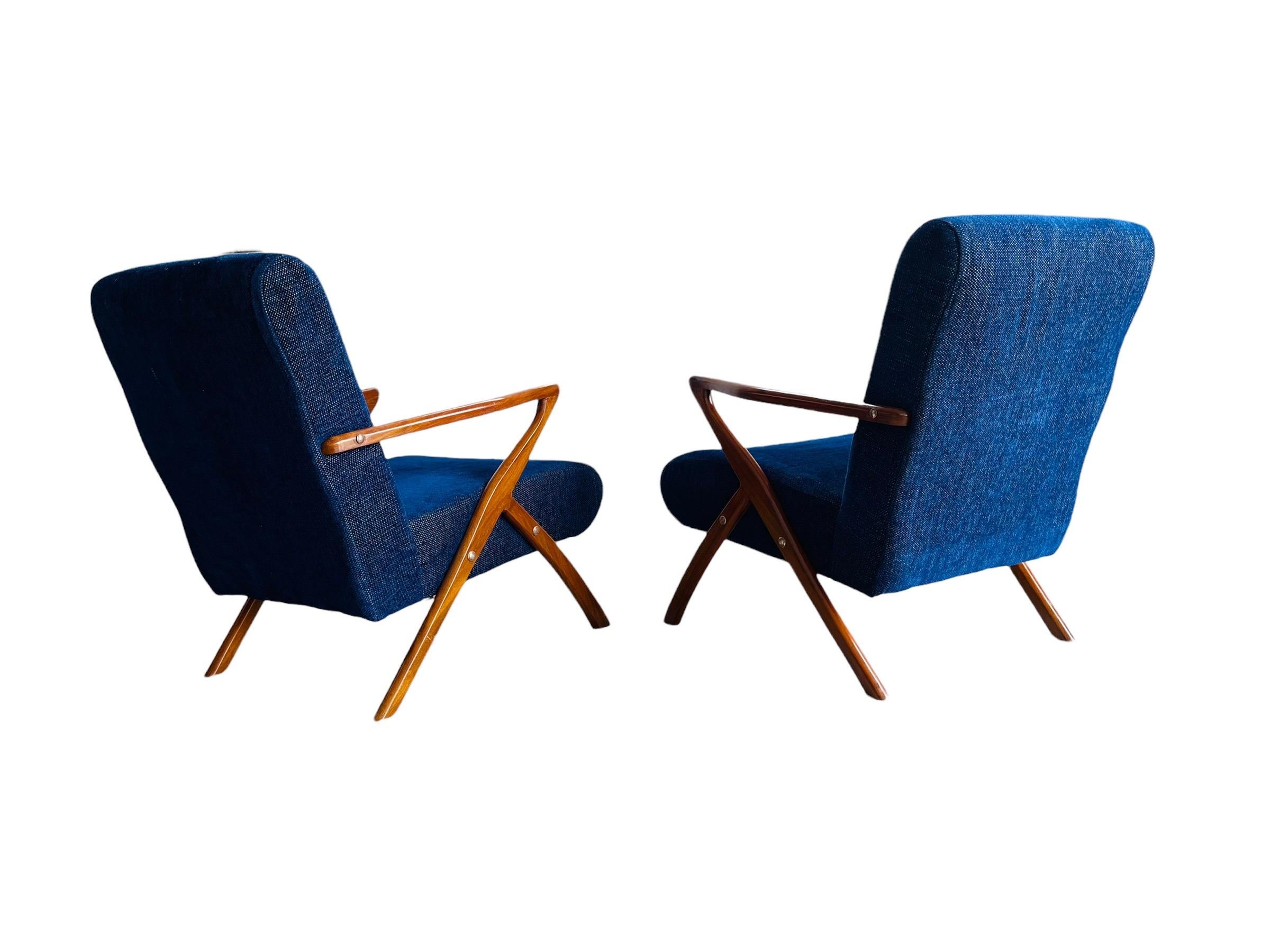 Unknown Pair of Mid-Century Modern Selig Style Z Chair in Walnut