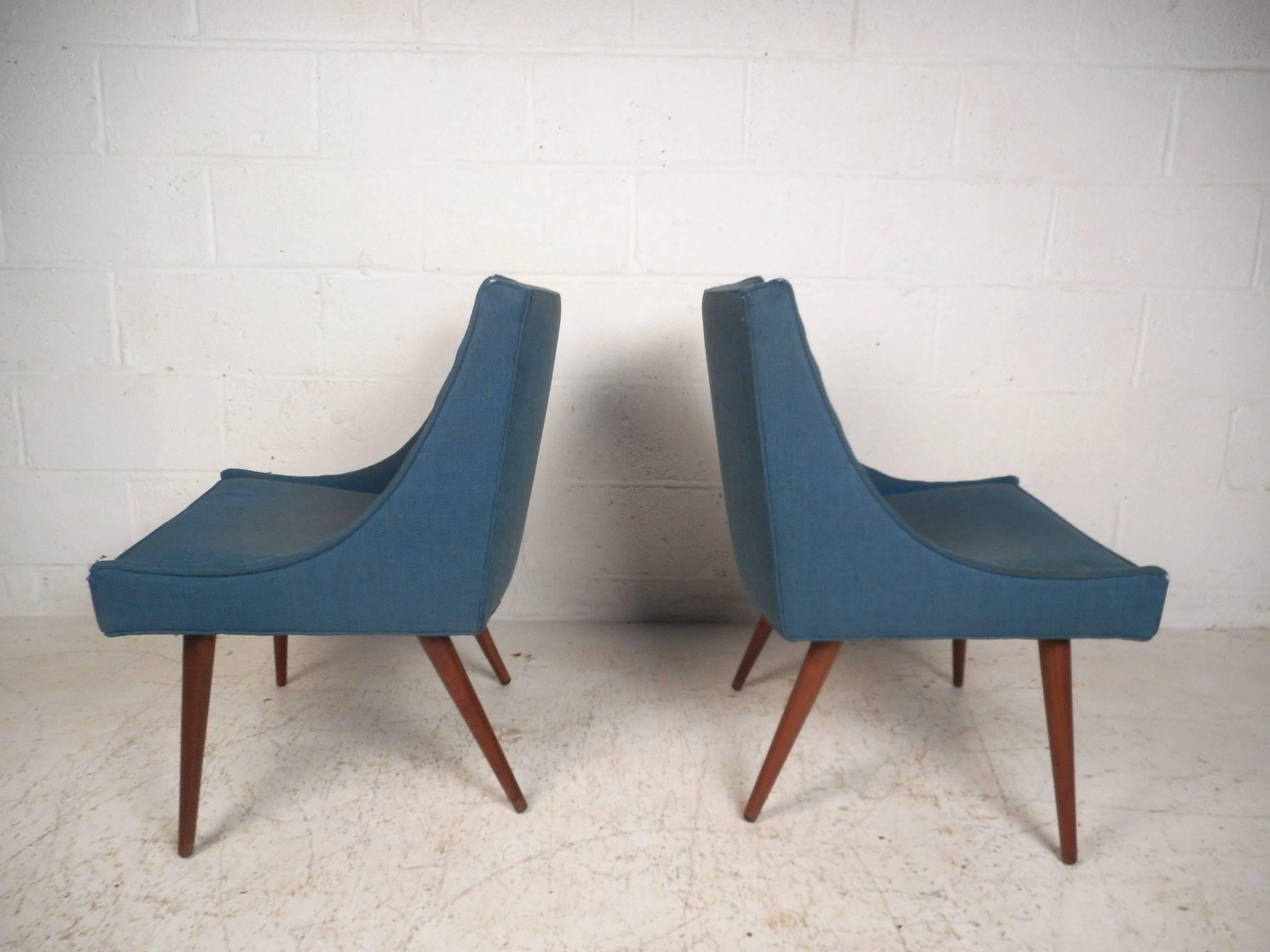 Pair of Mid-Century Modern Side Chairs by Milo Baughman for Thayer Coggin In Good Condition For Sale In Brooklyn, NY