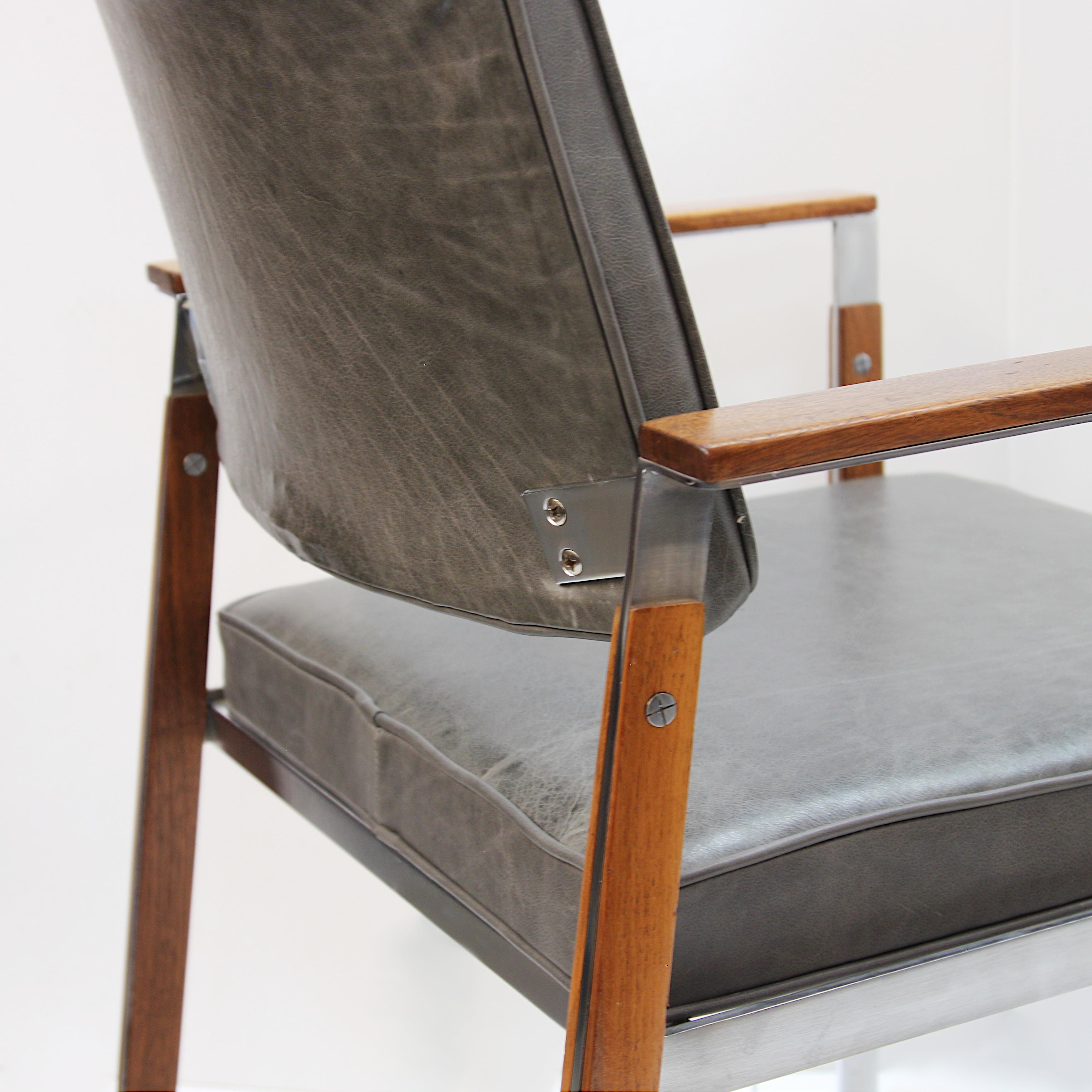 Paire de chaises d'appoint modernes du milieu du siècle dernier par William B Sklaroff pour Robert John en vente 3