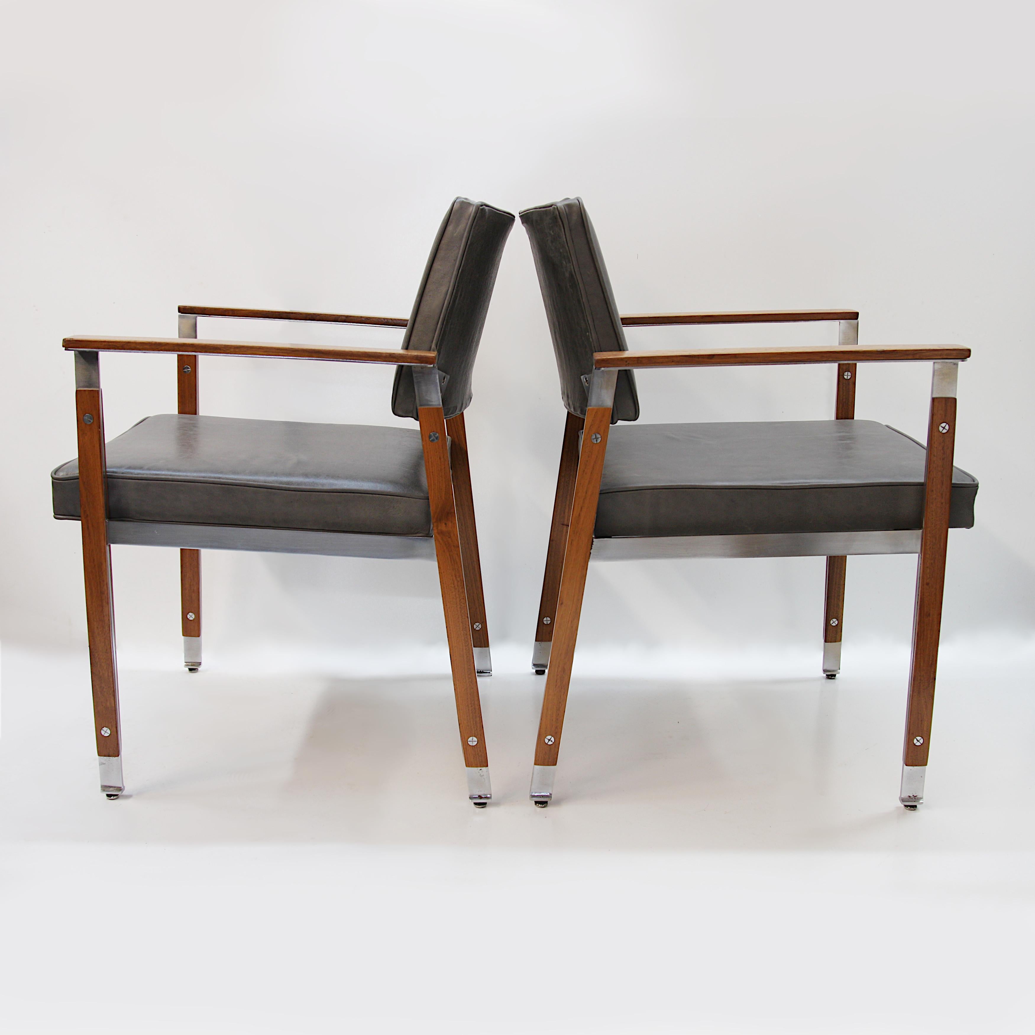 Américain Paire de chaises d'appoint modernes du milieu du siècle dernier par William B Sklaroff pour Robert John en vente