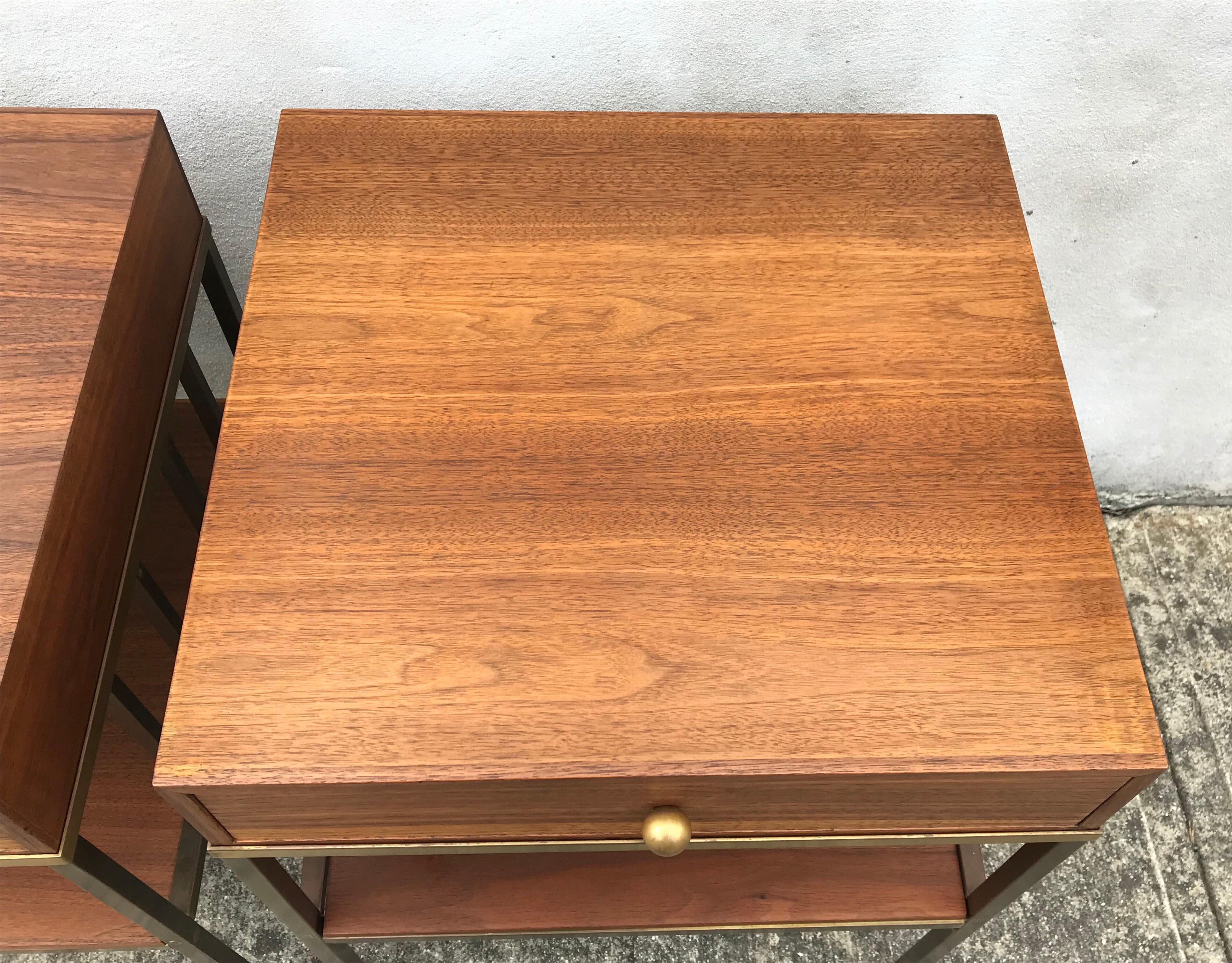 Pair of Mid-Century Modern Side Tables or Nightstands in the Style Paul McCobb 1