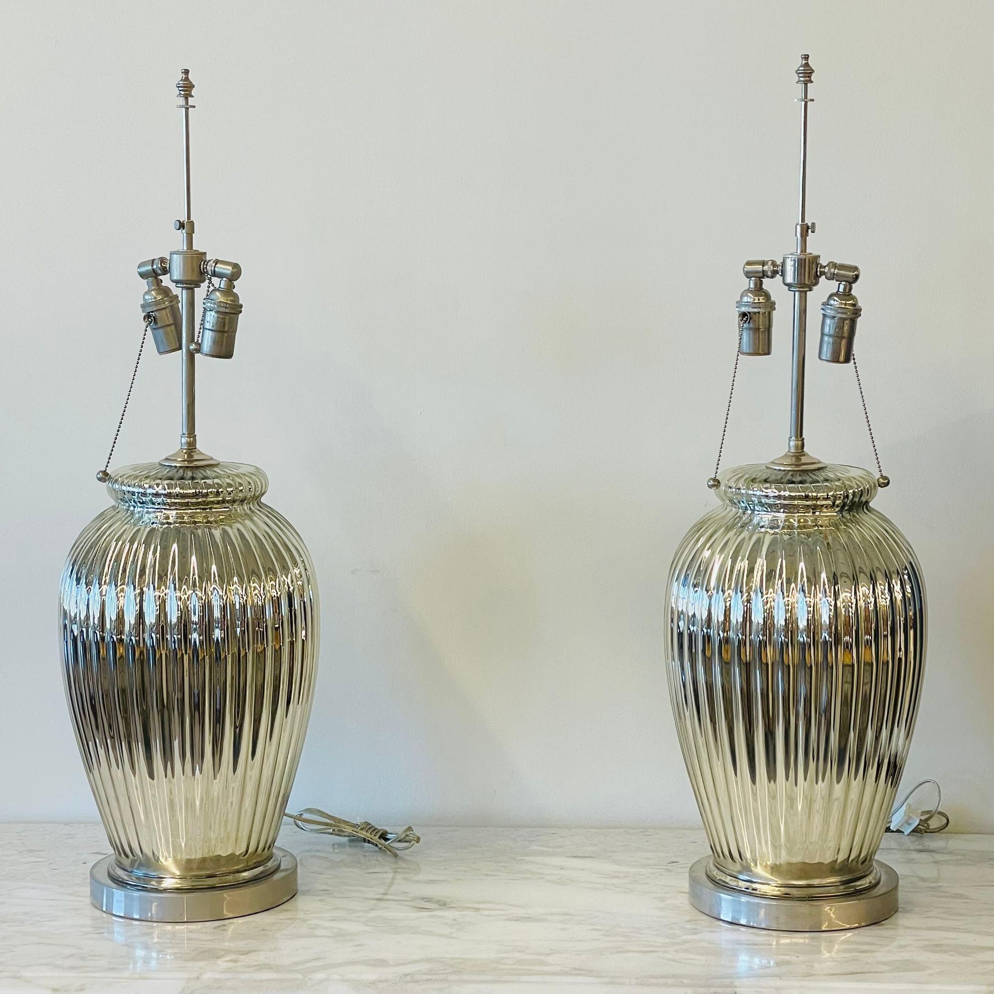 Pair of Mid-Century Modern Silver Table Lamps, Mercury Glass, Brass, Urn-Shaped For Sale 4