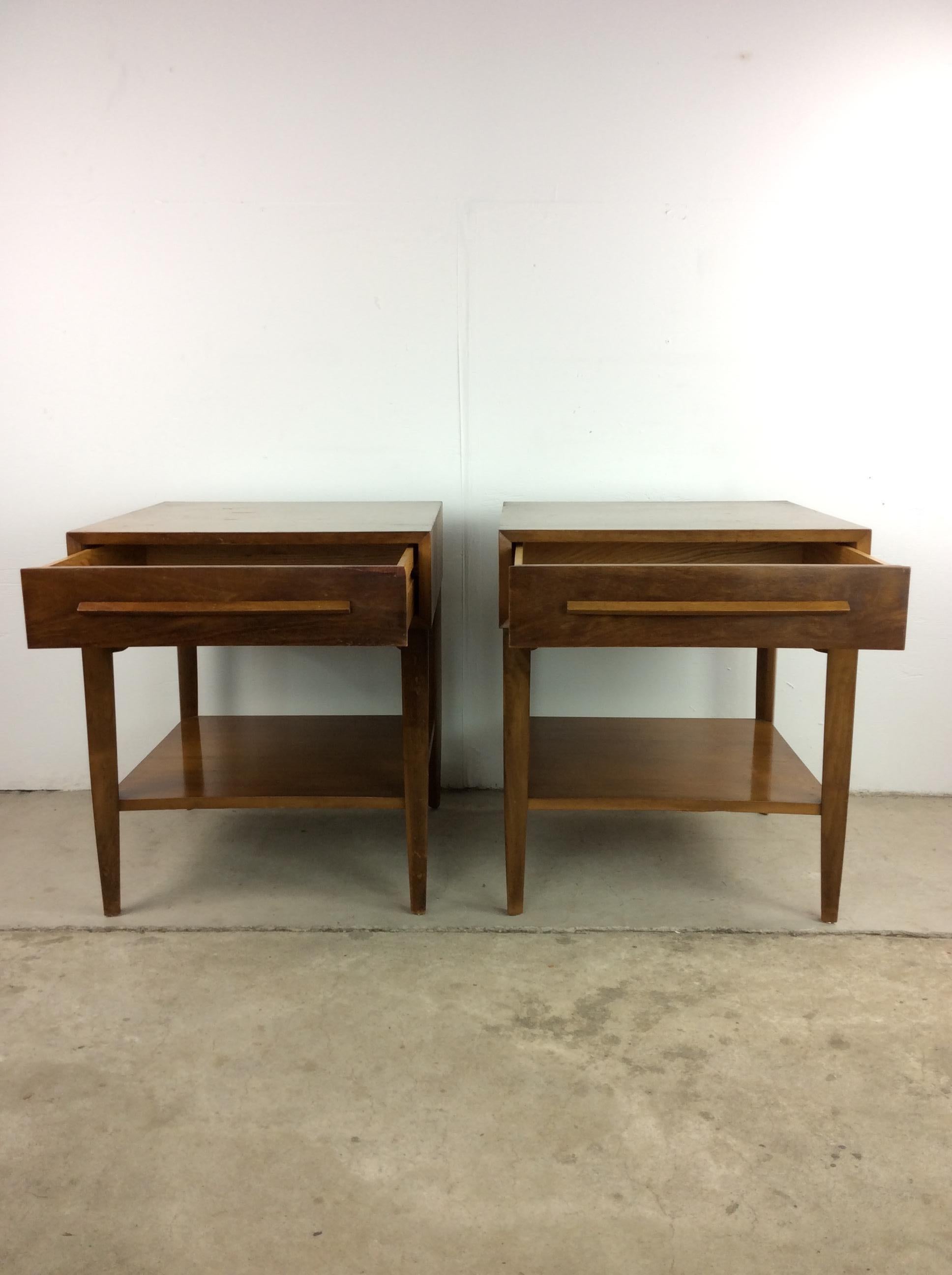 Pair of Mid Century Modern Single Drawer Nightstands by Widdicomb For Sale 10