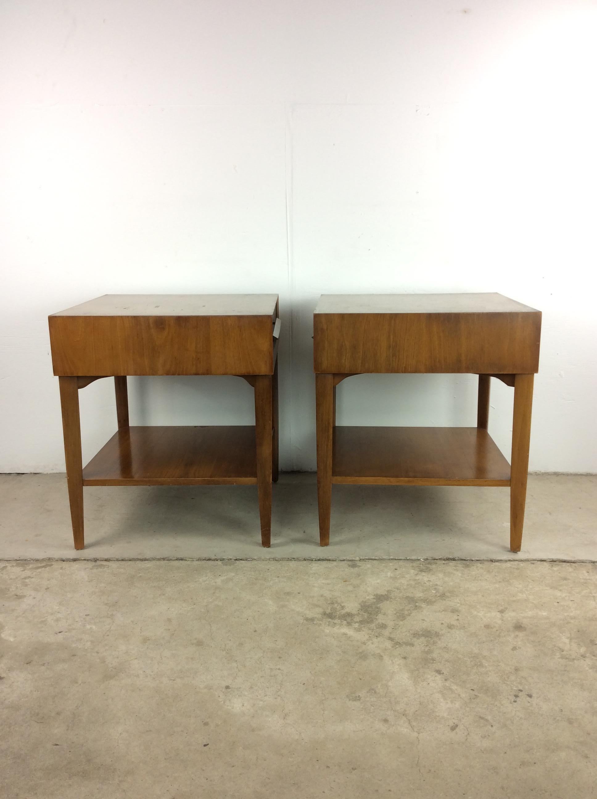 Pair of Mid Century Modern Single Drawer Nightstands by Widdicomb For Sale 12
