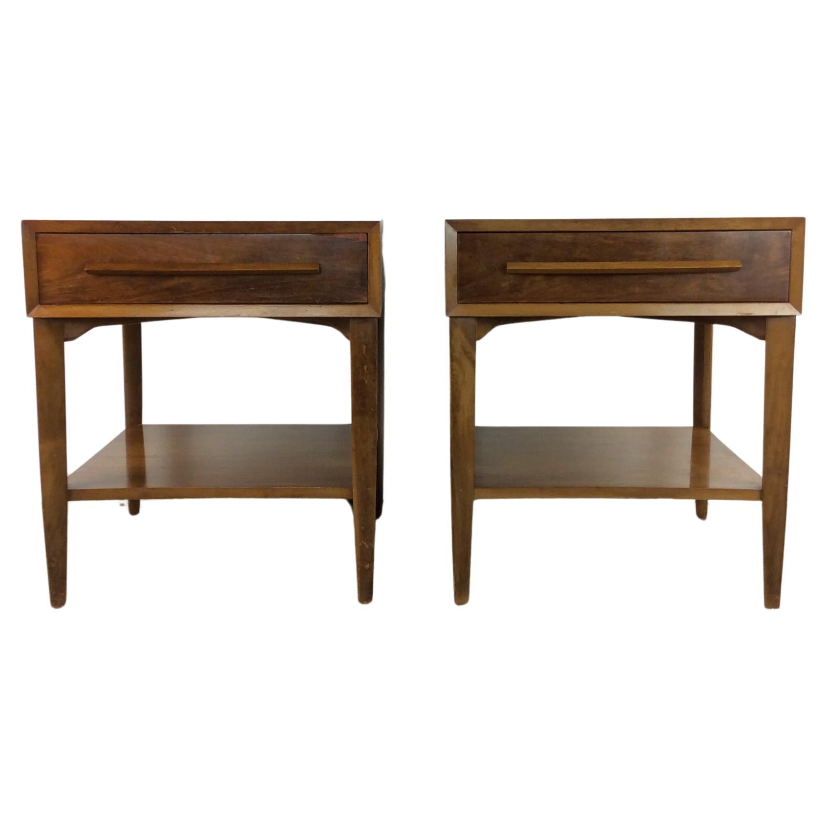 Pair of Mid Century Modern Single Drawer Nightstands by Widdicomb For Sale