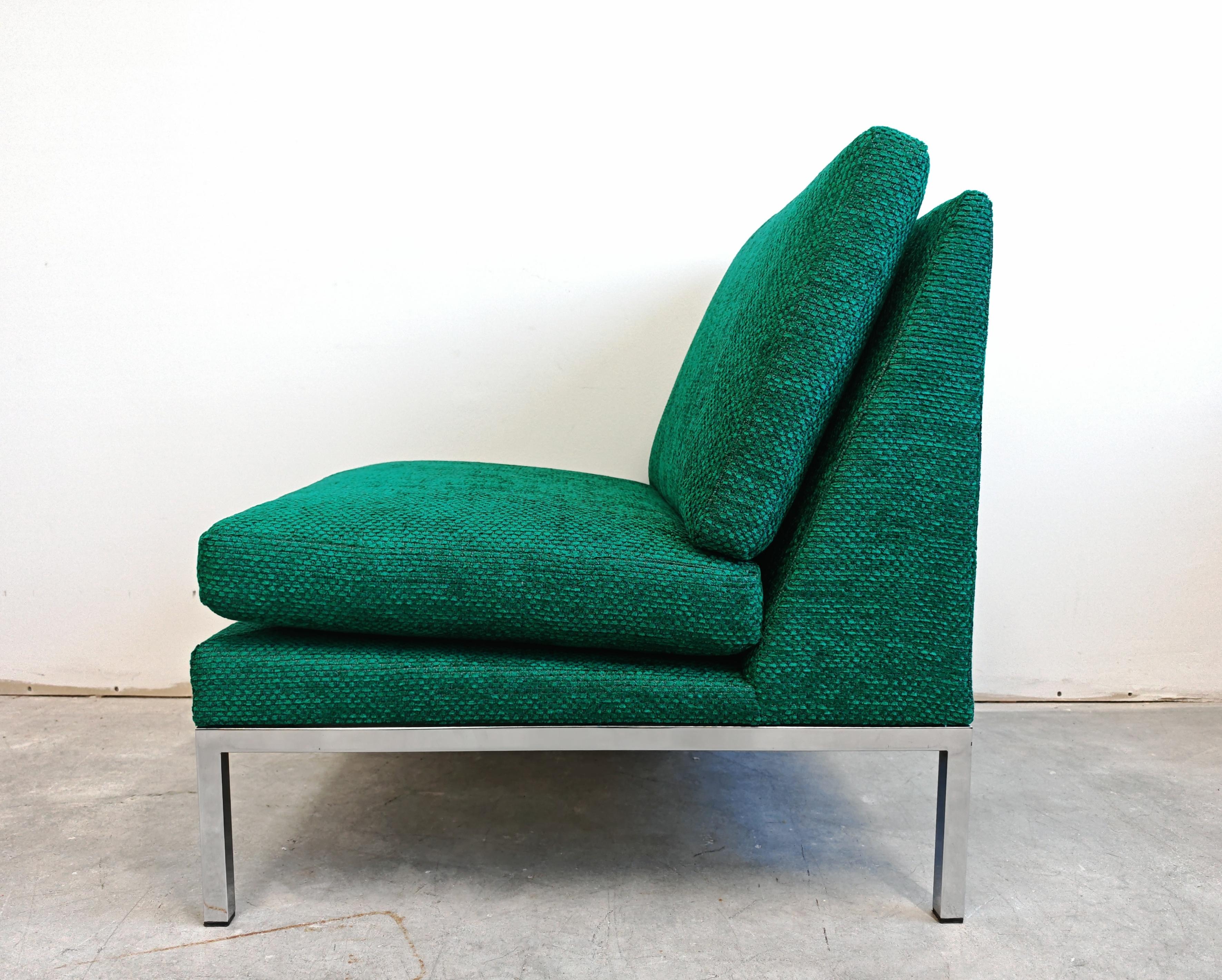 Paar Mid Century Modern Slipper Chairs entworfen von Florence Knoll im Angebot 1