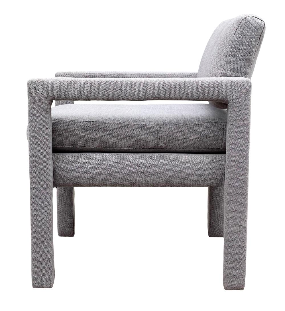 Américain Paire de petits fauteuils de salon Parsons de style moderne du milieu du siècle dernier, de petite taille en vente