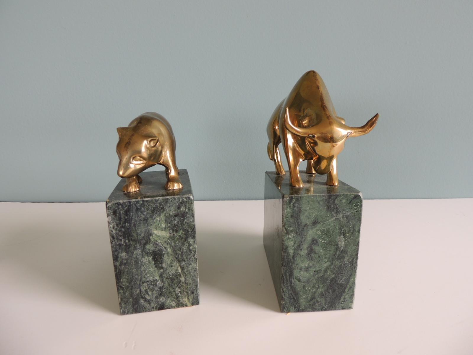 Machine-Made Pair of Mid-Century Modern Solid Brass and Marble Bull and Bear Bookends