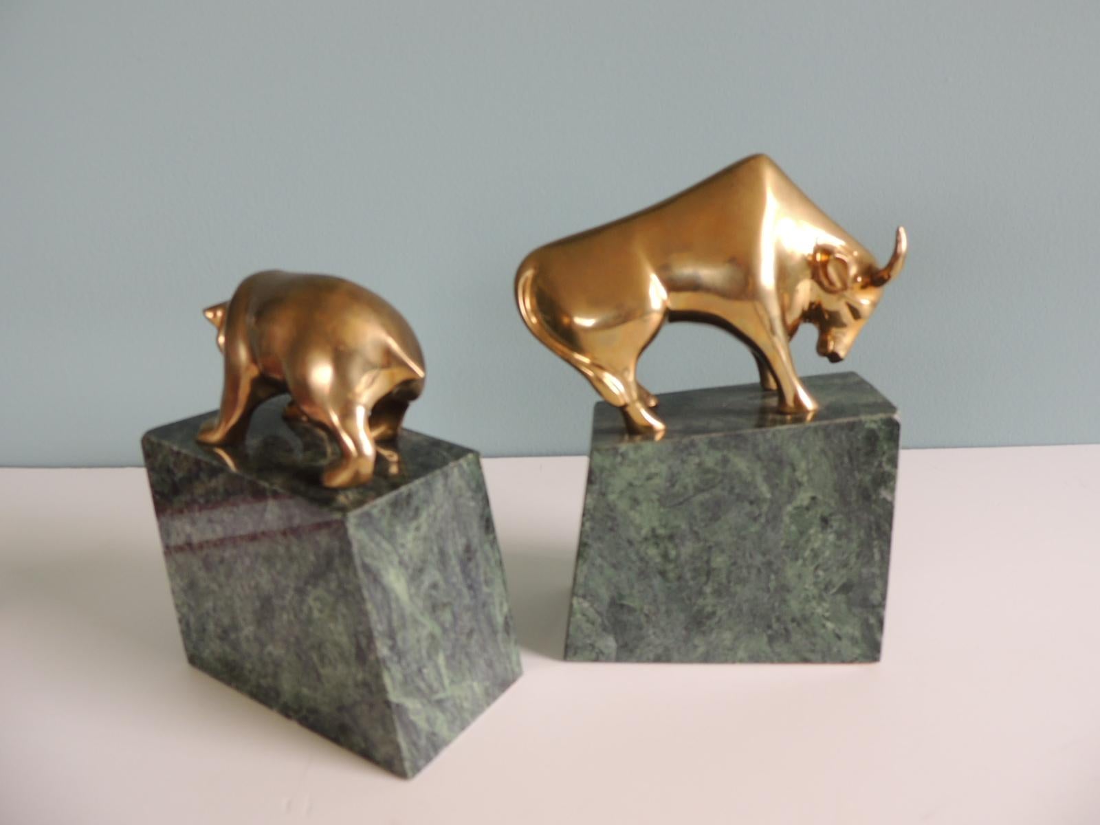 Late 20th Century Pair of Mid-Century Modern Solid Brass and Marble Bull and Bear Bookends