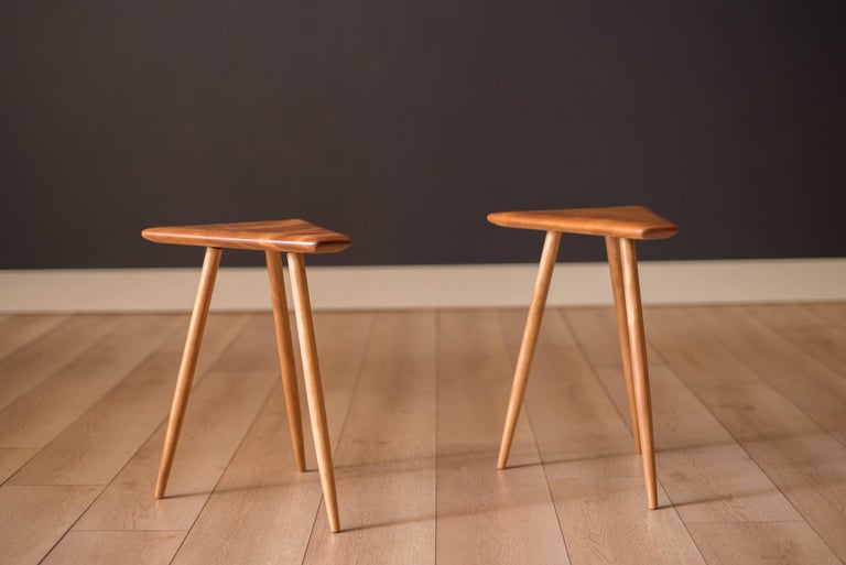 Mid-Century Modern Pair of Mid Century Modern Solid Maple End Tables by H.T. Cushman For Sale