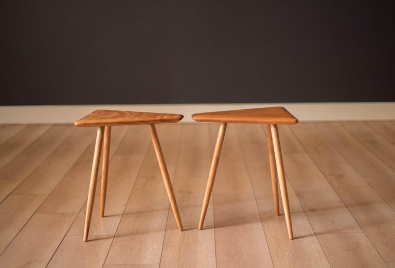 Pair of Mid Century Modern Solid Maple End Tables by H.T. Cushman In Good Condition For Sale In San Jose, CA