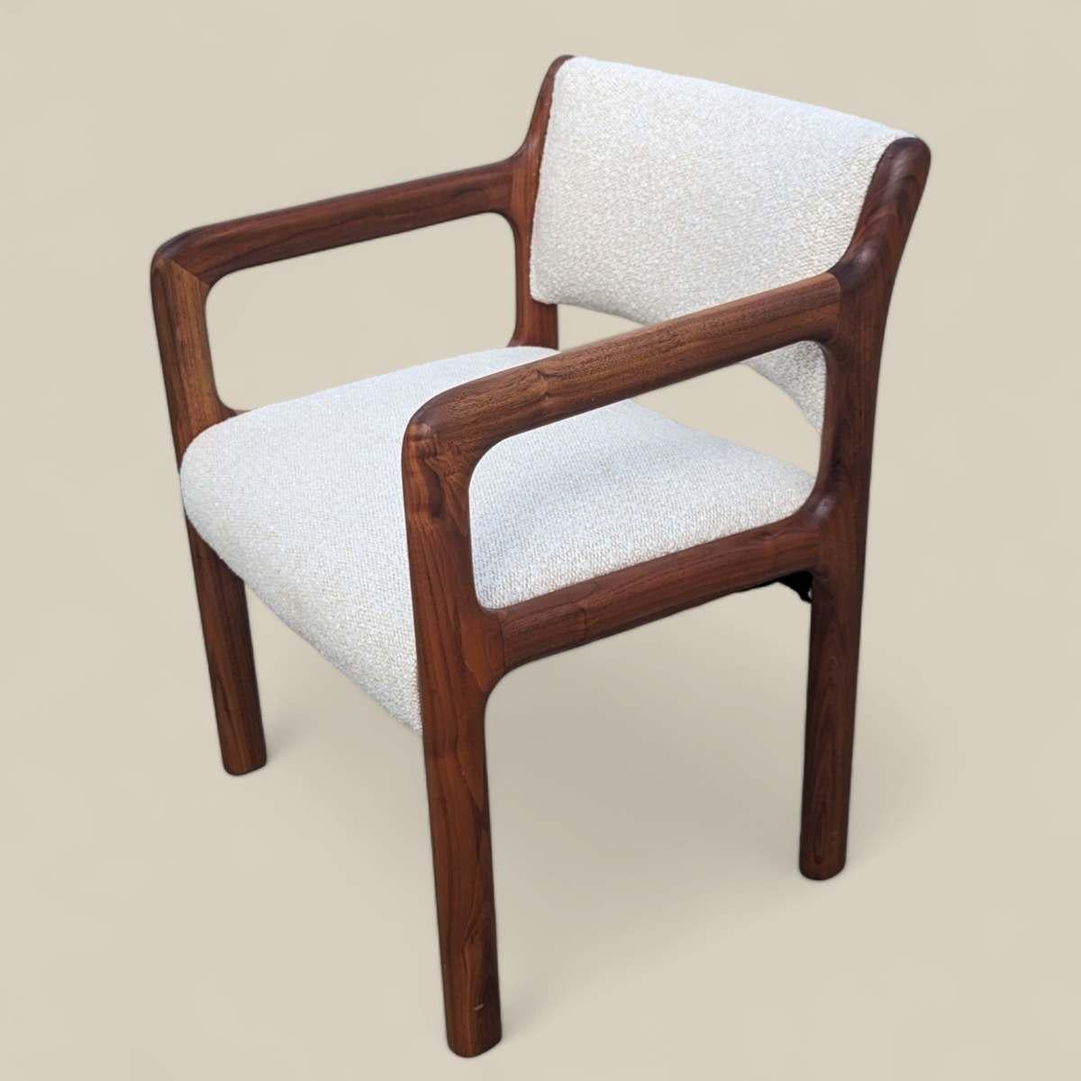 Stained Pair of Mid Century Modern Solid Teak Armchairs with Boucle Upholstery For Sale