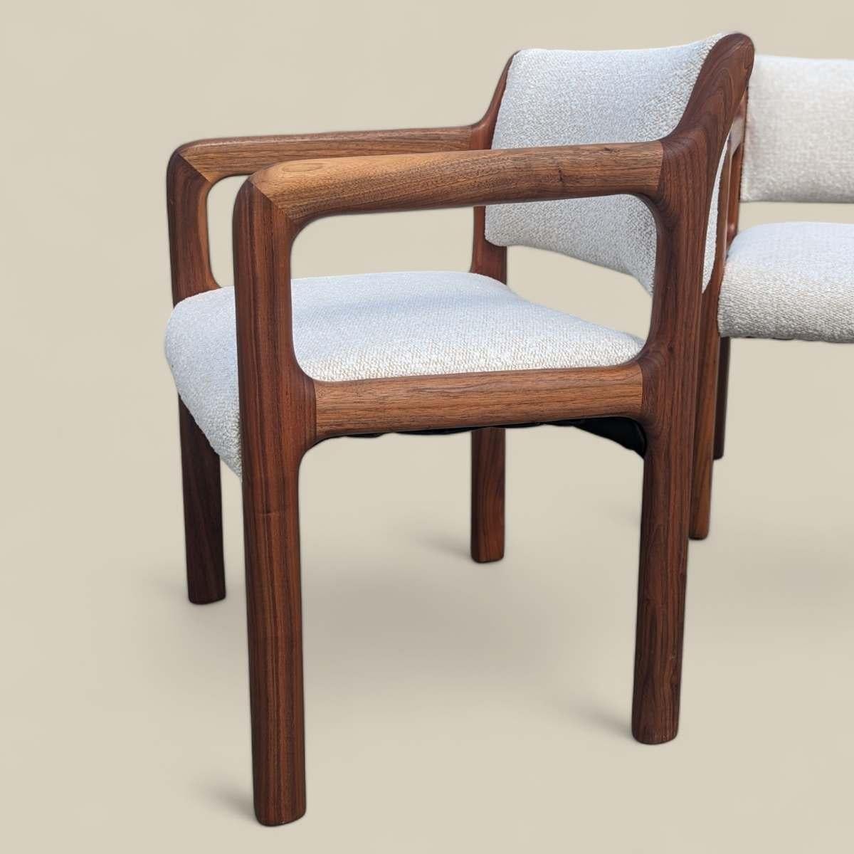 20th Century Pair of Mid Century Modern Solid Teak Armchairs with Boucle Upholstery For Sale
