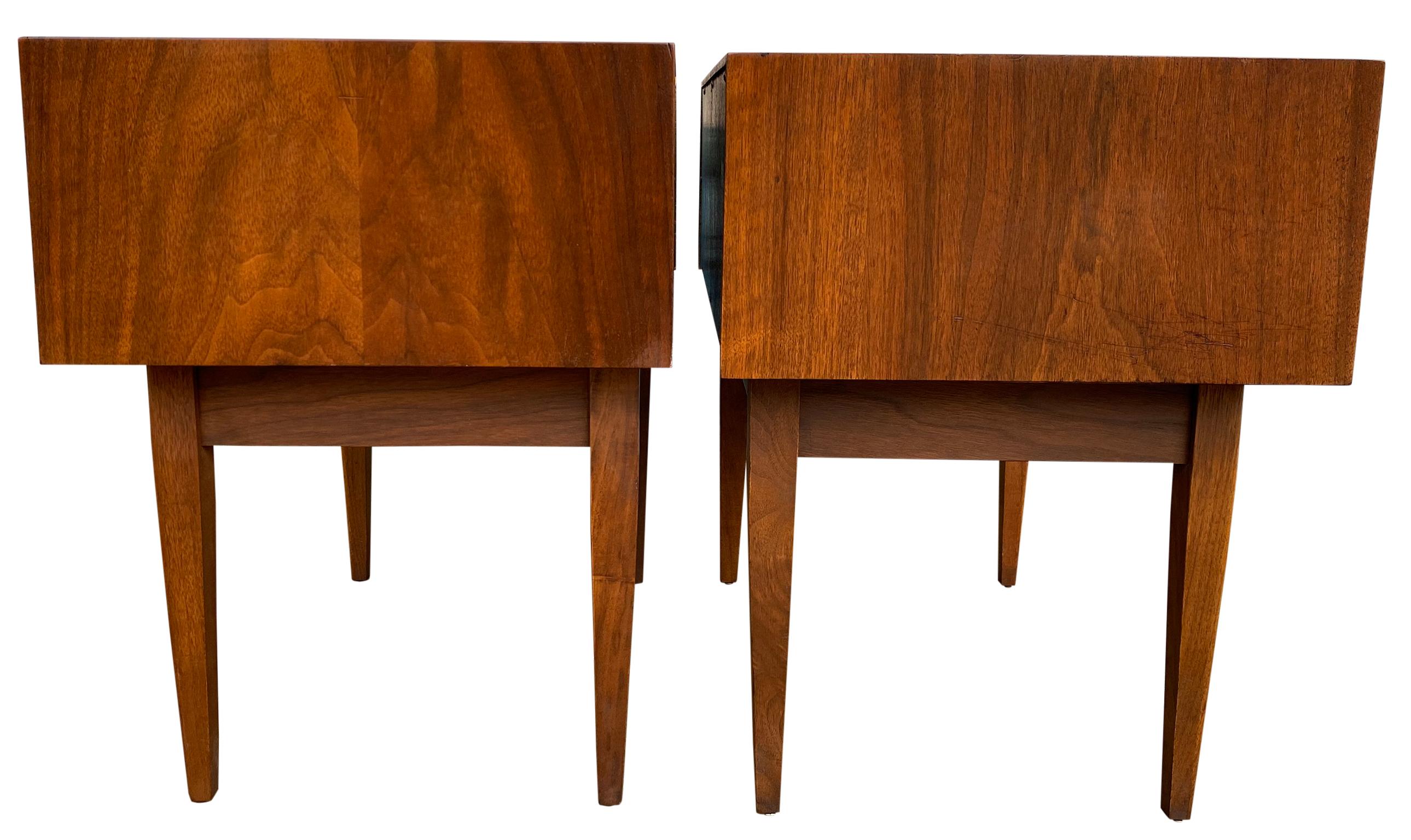 Pair of Mid-Century Modern Solid Walnut Nightstands Style of Arne Vodder 4