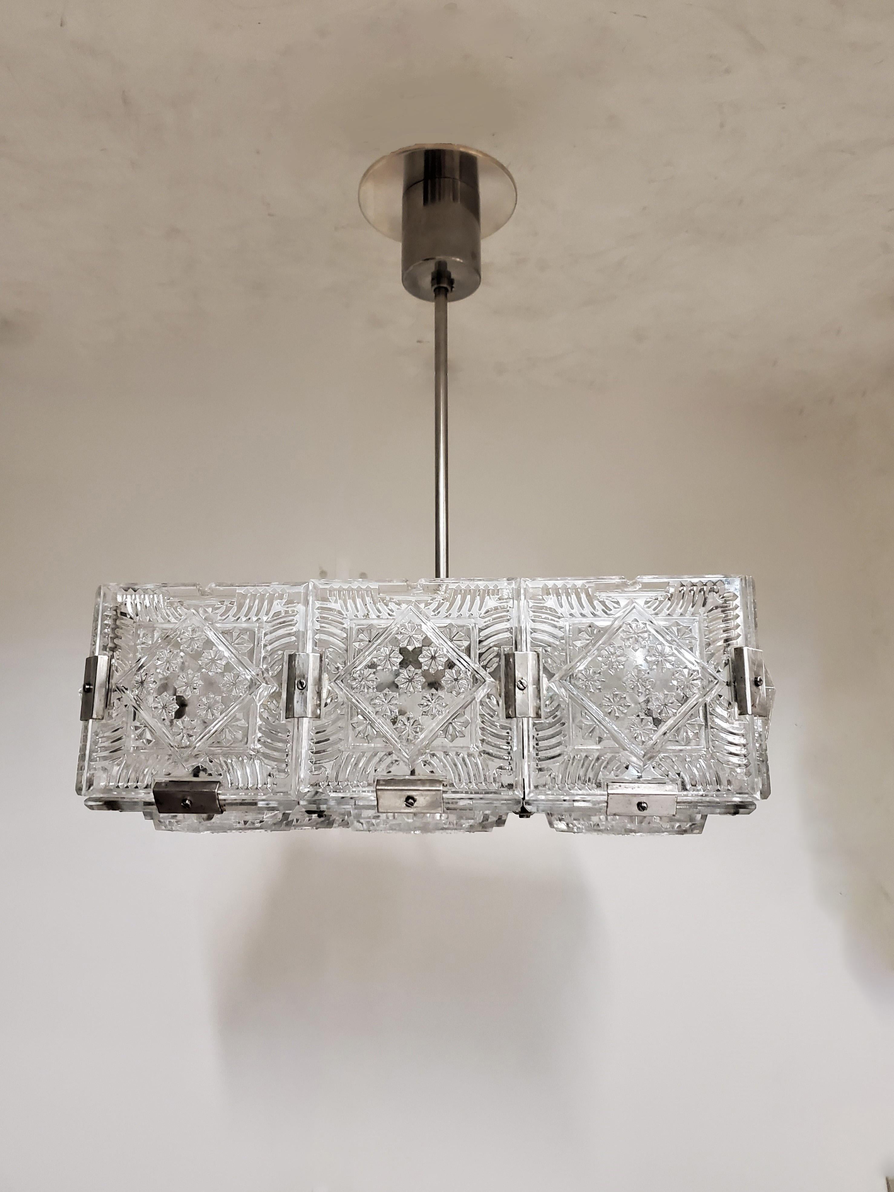 Pair of Mid-Century Modern Square Chandeliers in Glass and Nickel For Sale 2