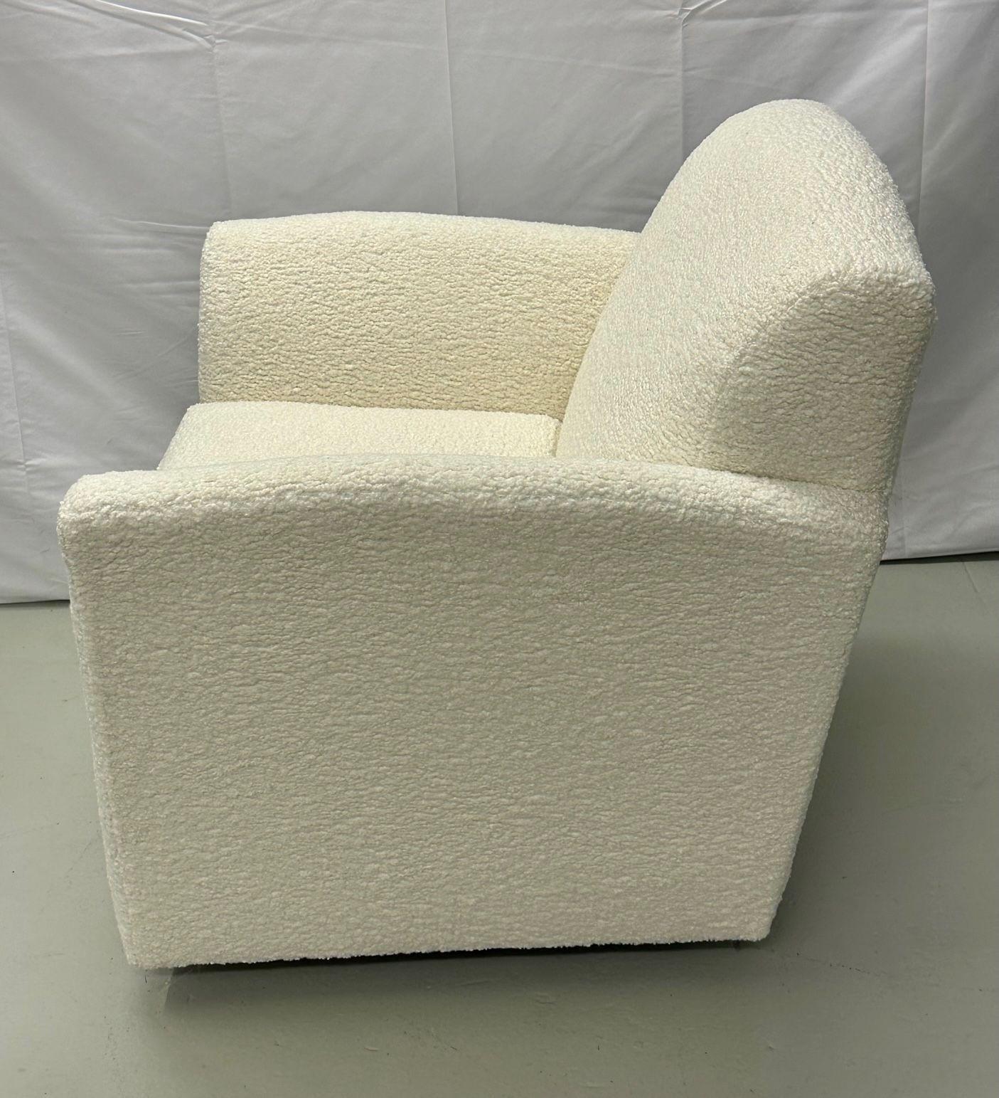 Pair of Mid-Century Modern Square White Boucle Rocking Lounge / Swivel Chairs For Sale 5