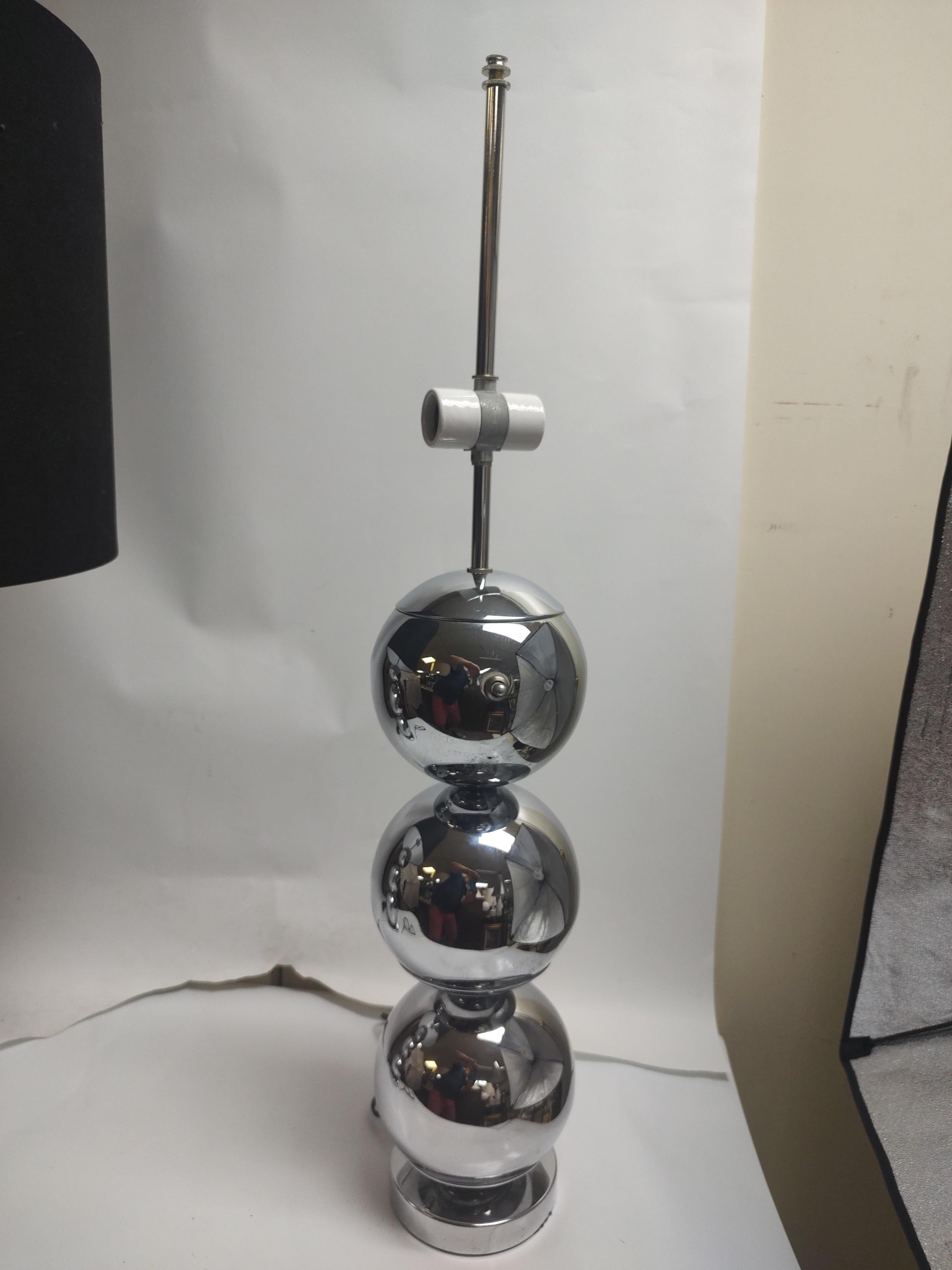 Pair of Mid-Century Modern Stacked Ball Table Lamps with New RH Shades In Good Condition For Sale In Port Jervis, NY