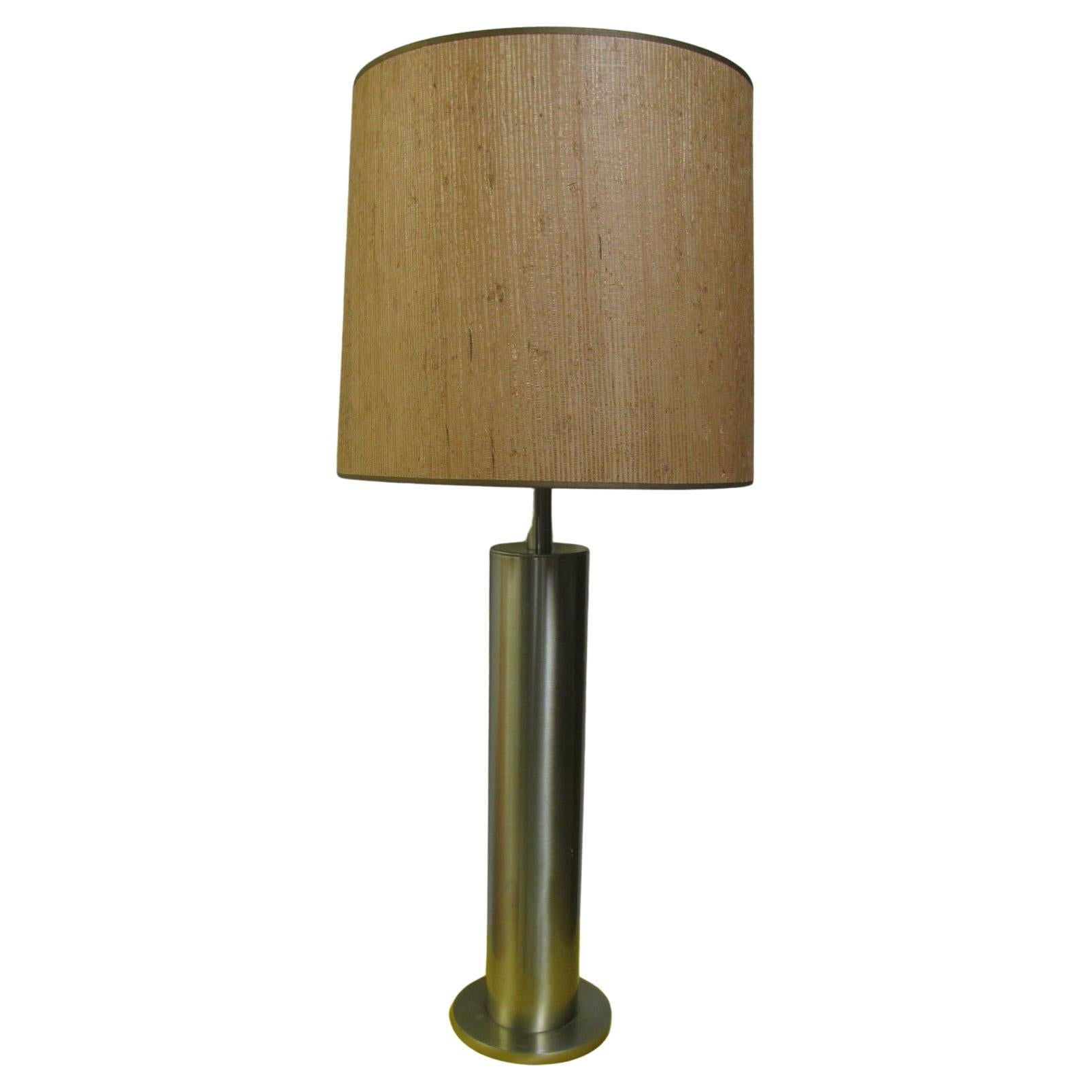 Poli Paire de lampes de table cylindriques en acier inoxydable de style moderne du milieu du siècle dernier en vente