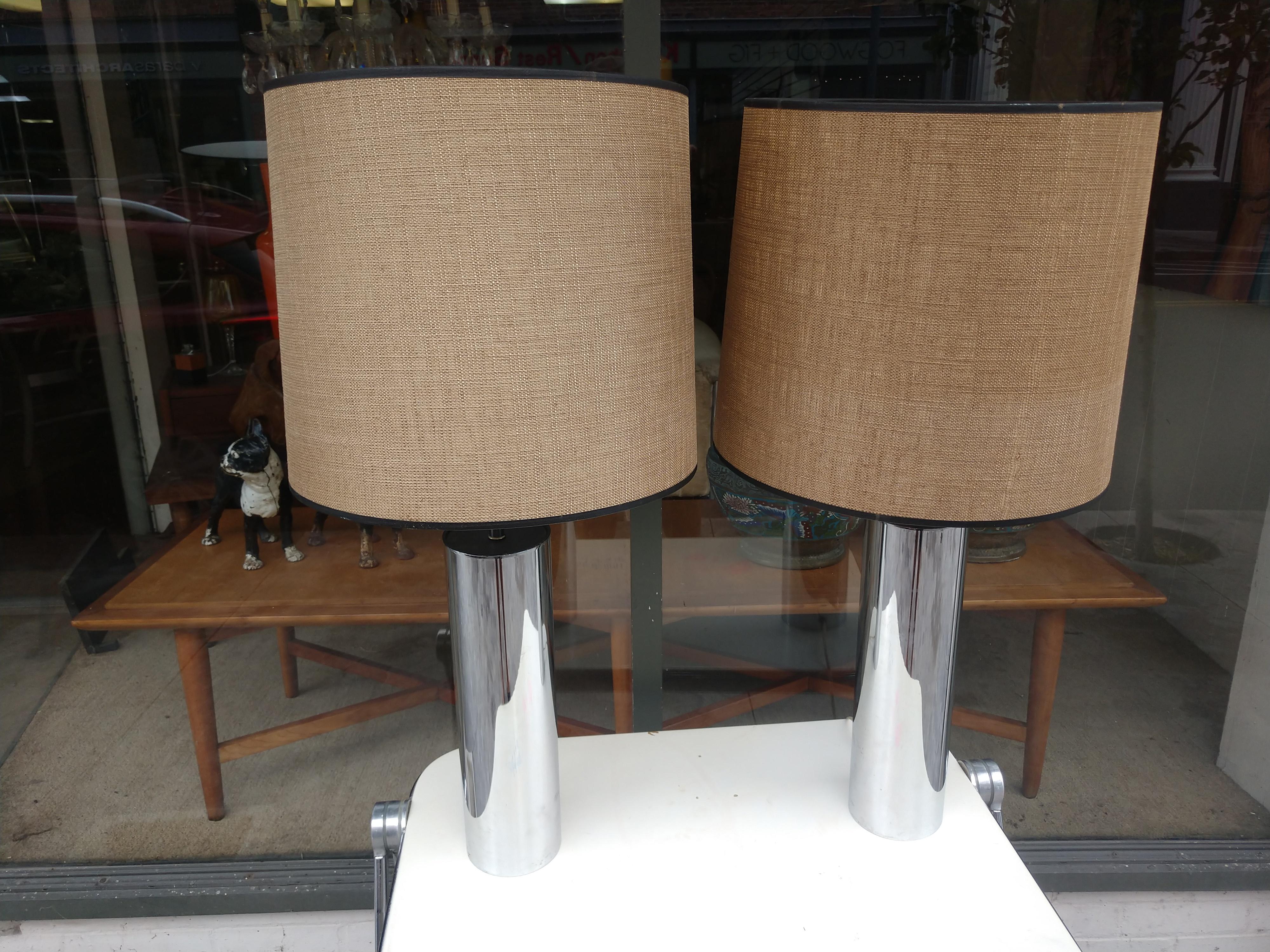 Pair of Mid Century Modern Stainless Table Lamps Robert Sonneman for Kovacs In Good Condition In Port Jervis, NY