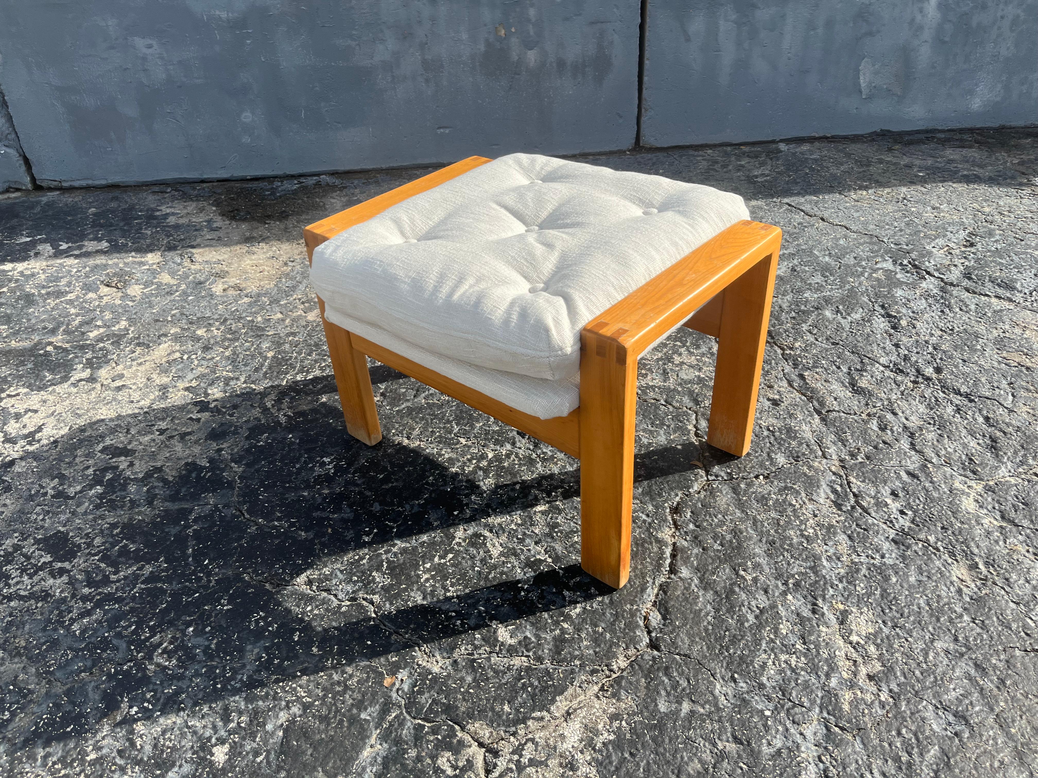Paire de tabourets Ottomans Aalto Asko des années 1960 en vente 11