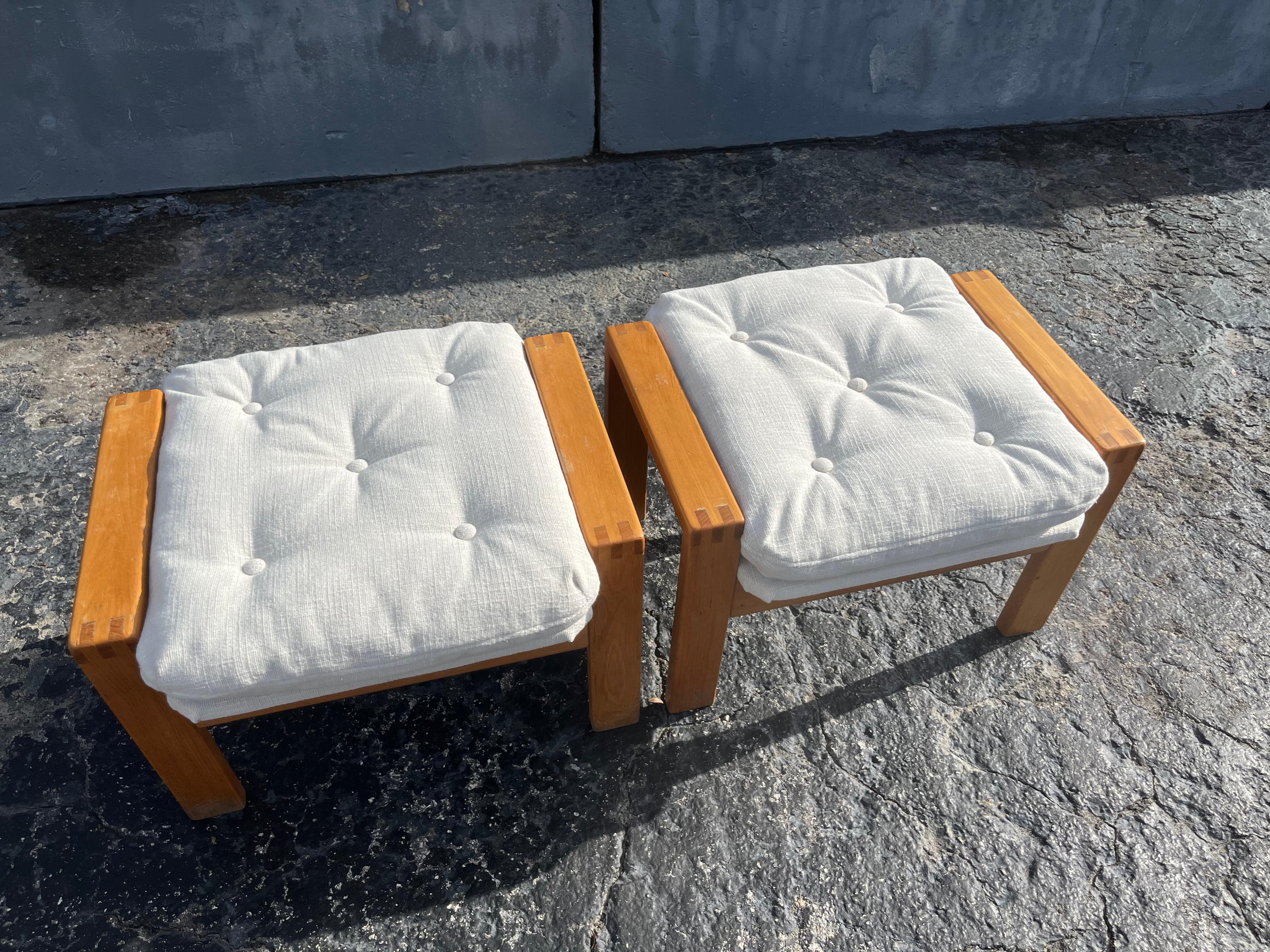 Paire de tabourets Ottomans Aalto Asko des années 1960 en vente 12