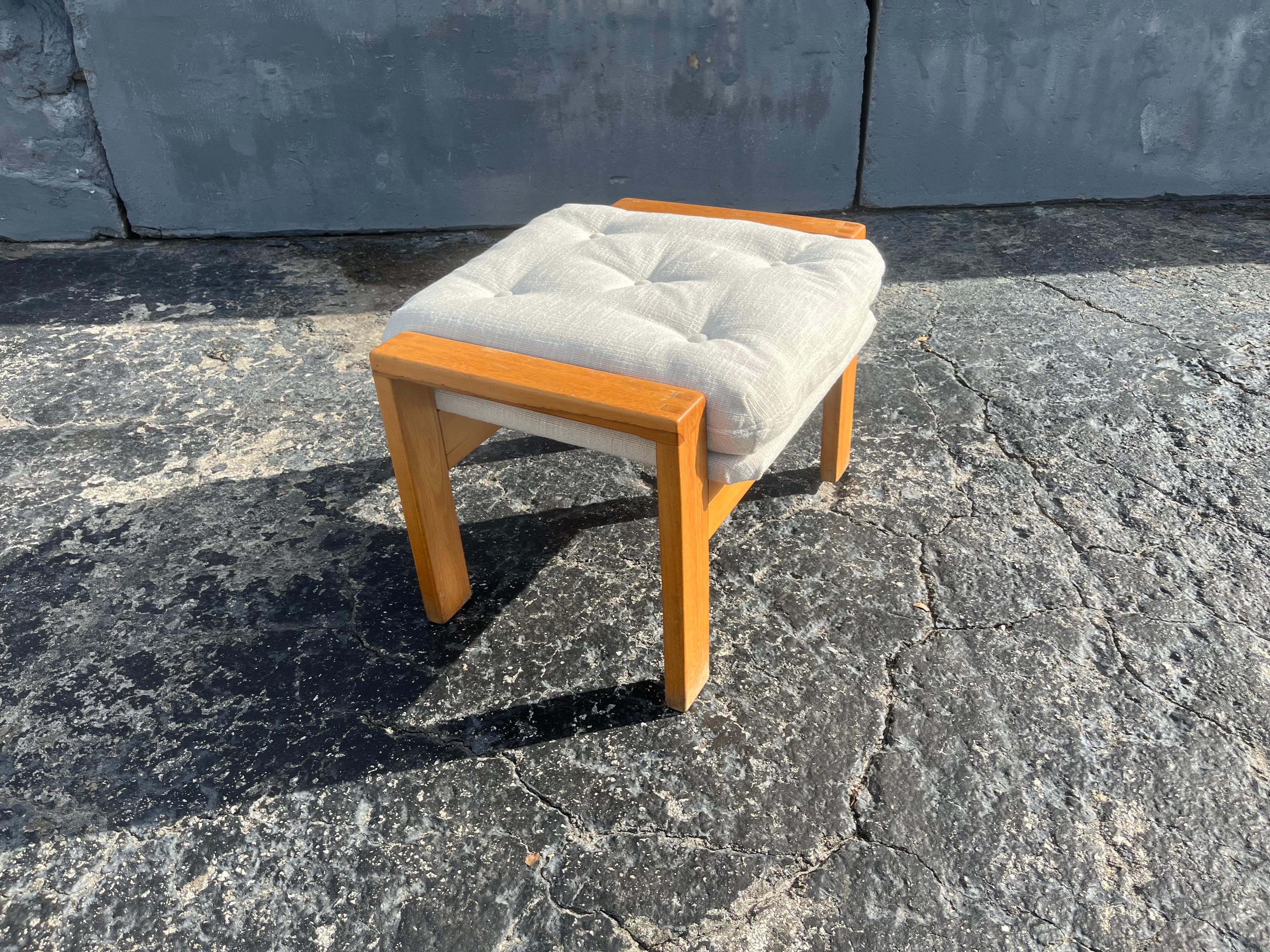 Finlandais Paire de tabourets Ottomans Aalto Asko des années 1960 en vente