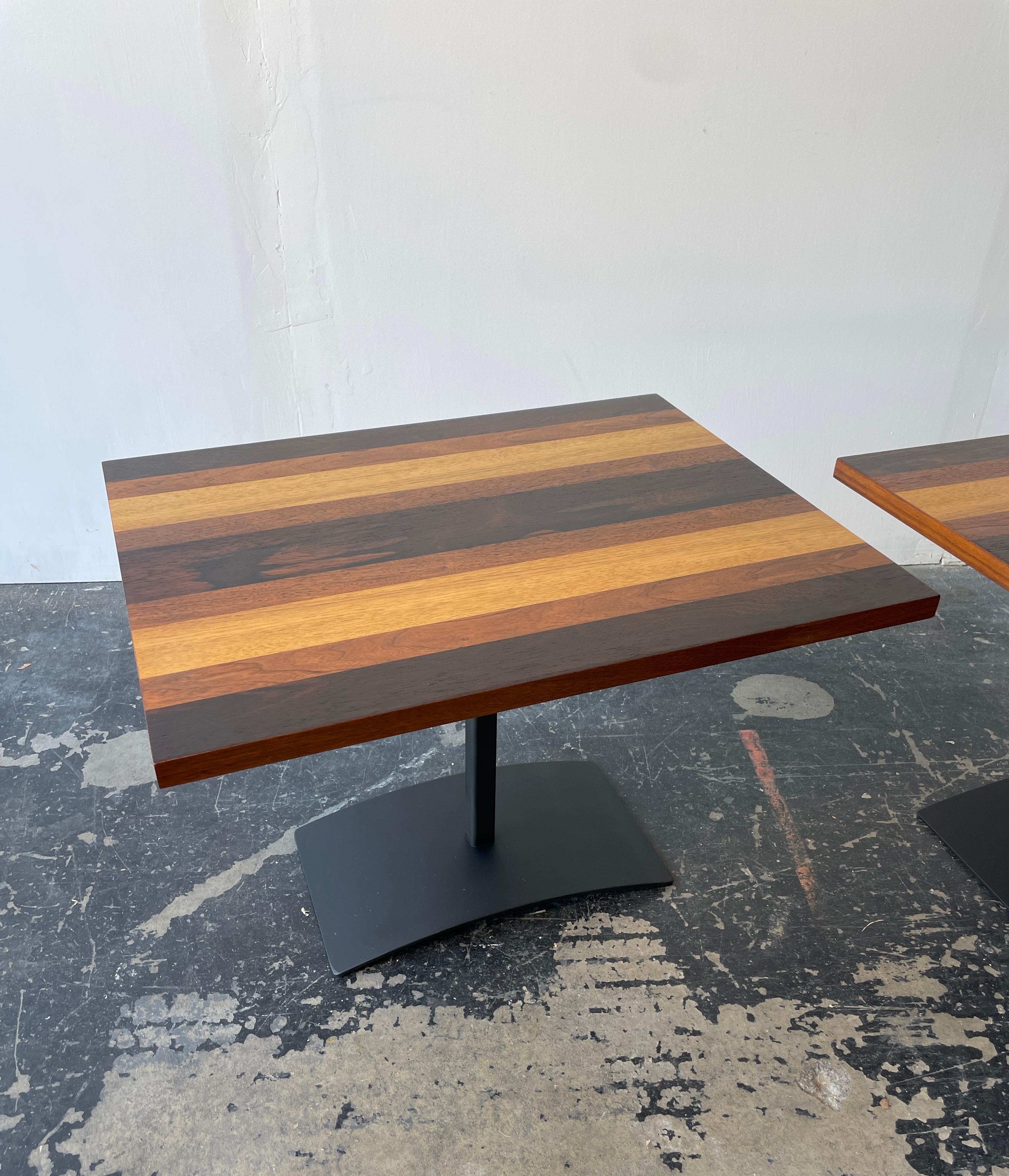 Pair of Mid Century Modern Striped Side Tables by Milo Baughman for Directional In Good Condition For Sale In San Diego, CA