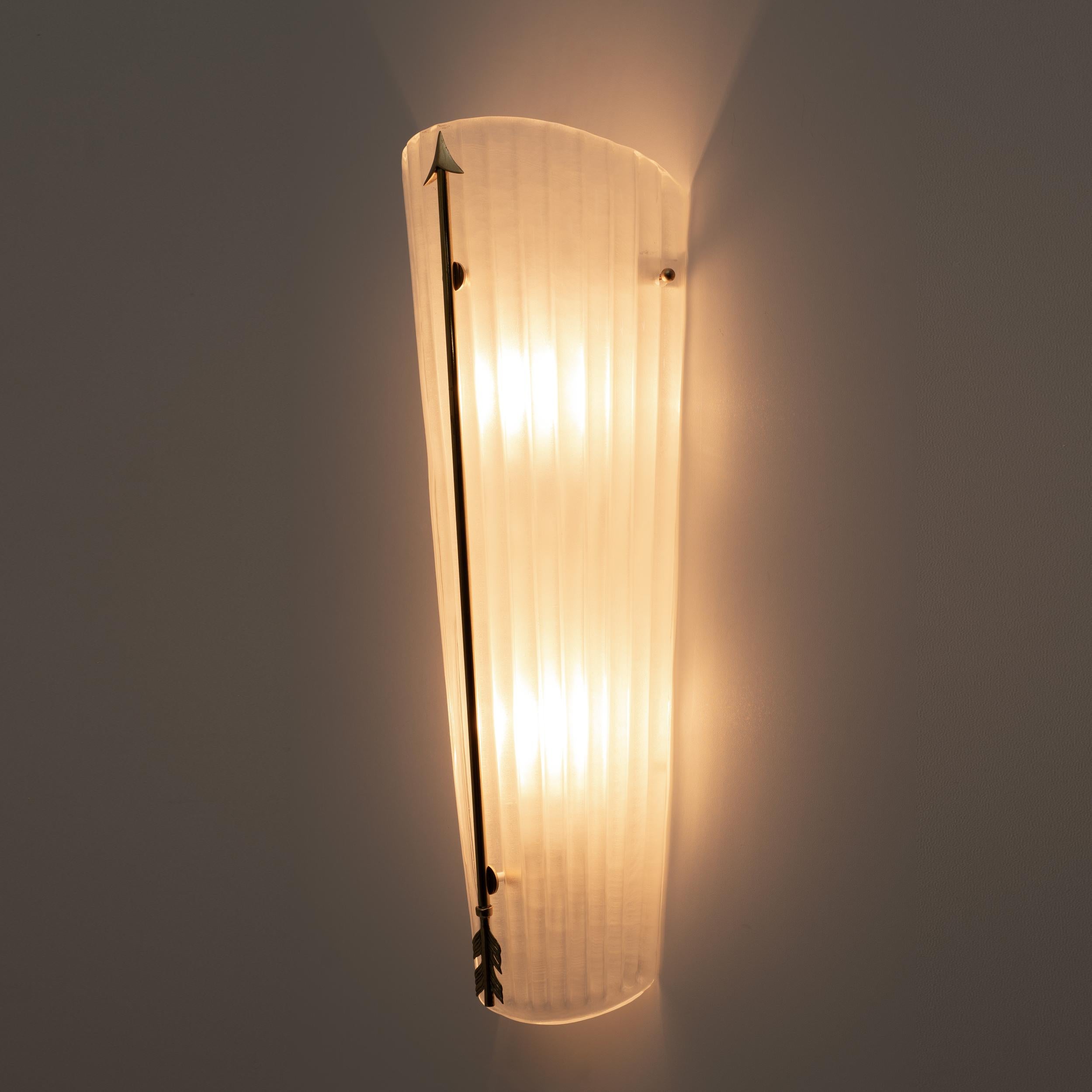 Pair of Mid-century Modern Style Italian Murano Glass and Brass Sconces For Sale 1
