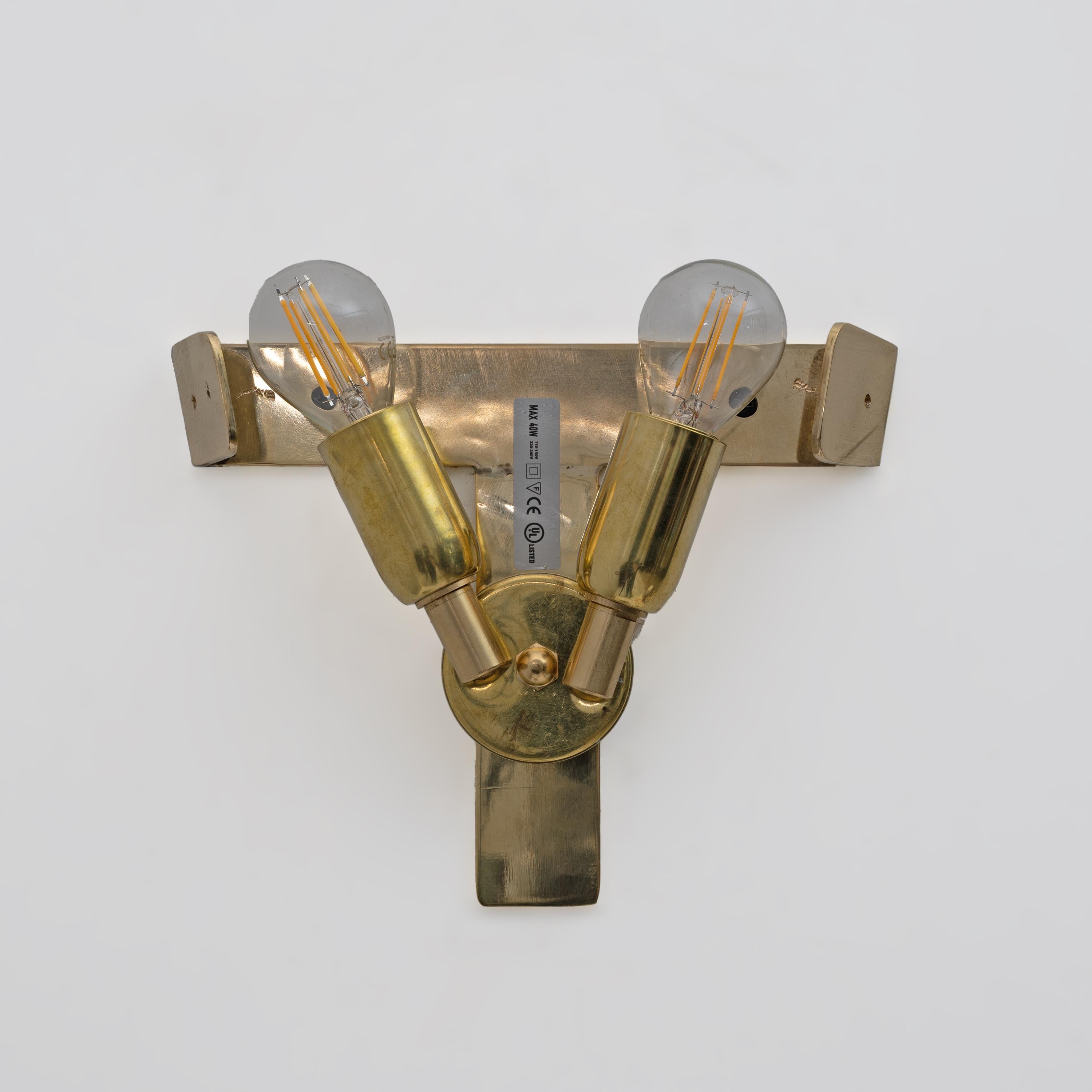 Pair of Mid-Century Modern Style Murano Glass Shell Sconces For Sale 3