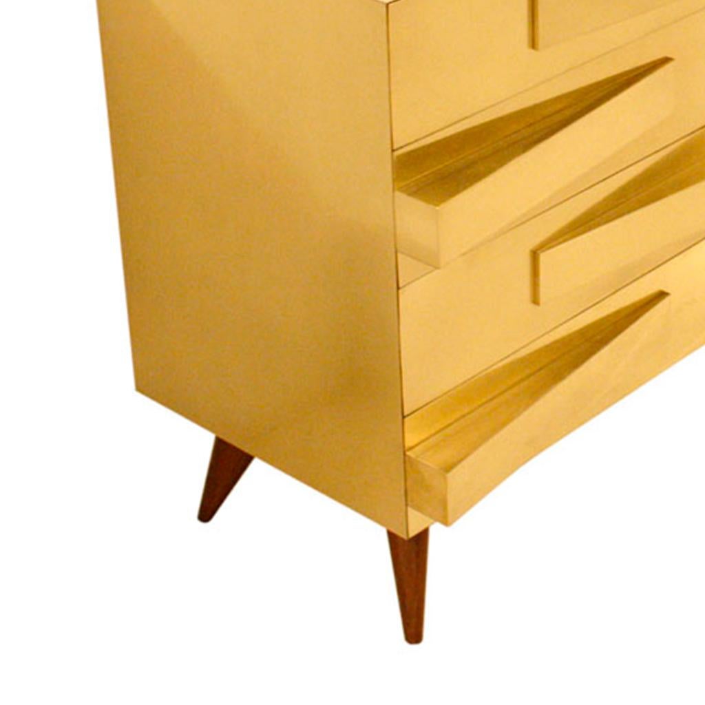 Coppia di comò italiani in legno e ottone in stile metà secolo moderno in vendita 5