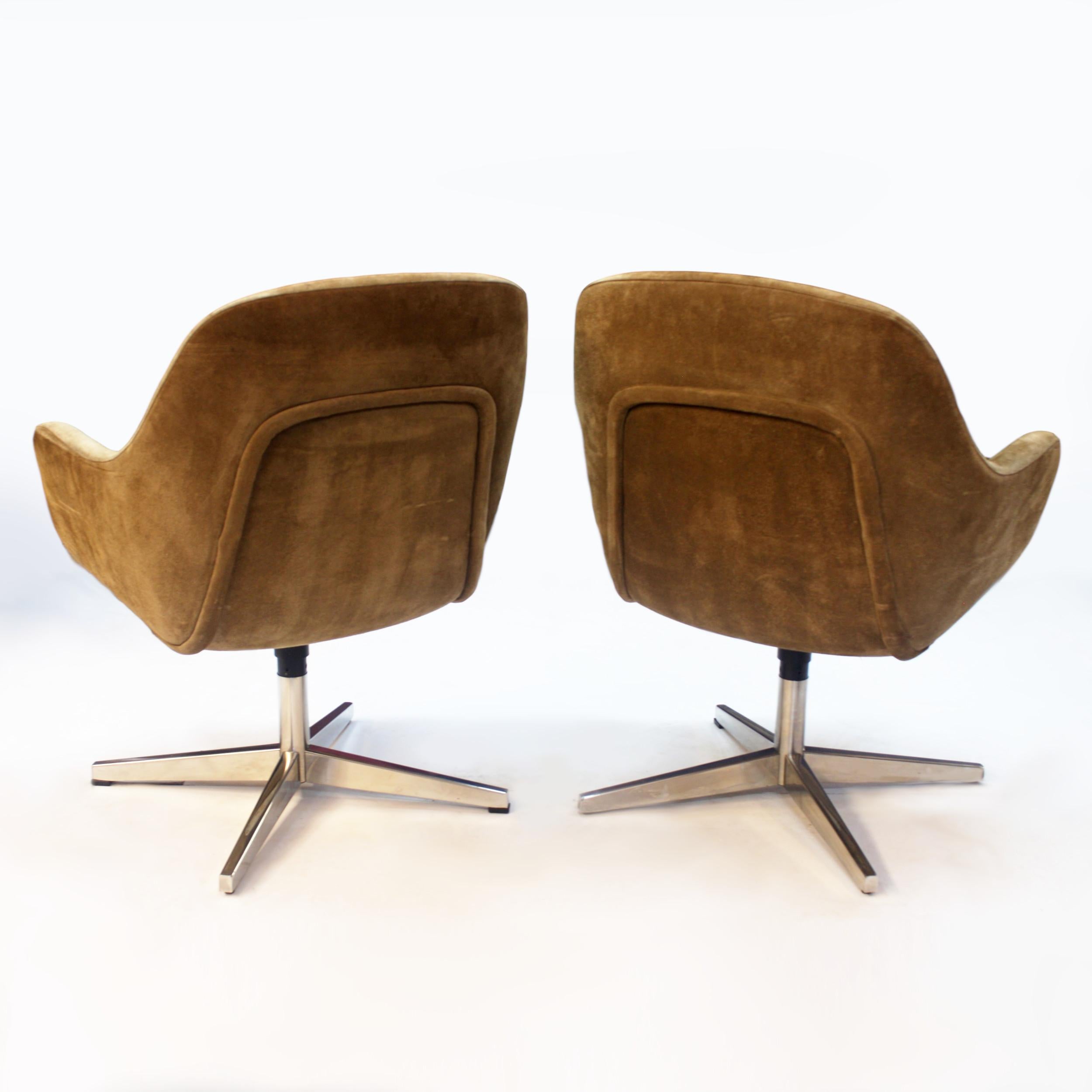 American Pair of Mid-Century Modern Suede Side / Guest Chairs by Max Pearson for Knoll