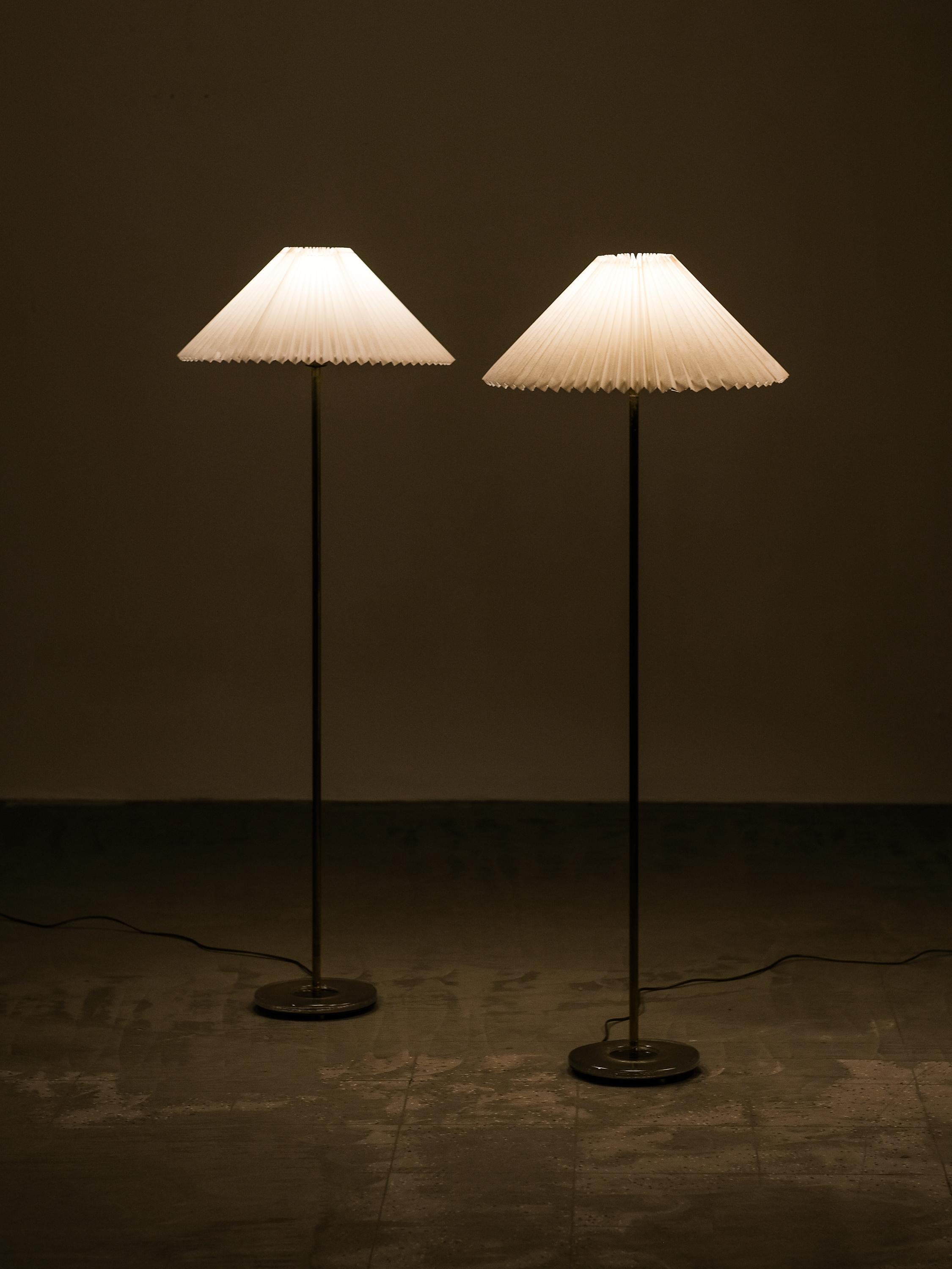Pair of Mid-Century Modern Swedish Brass & Glass Floor Lamps, 1960s For Sale 9