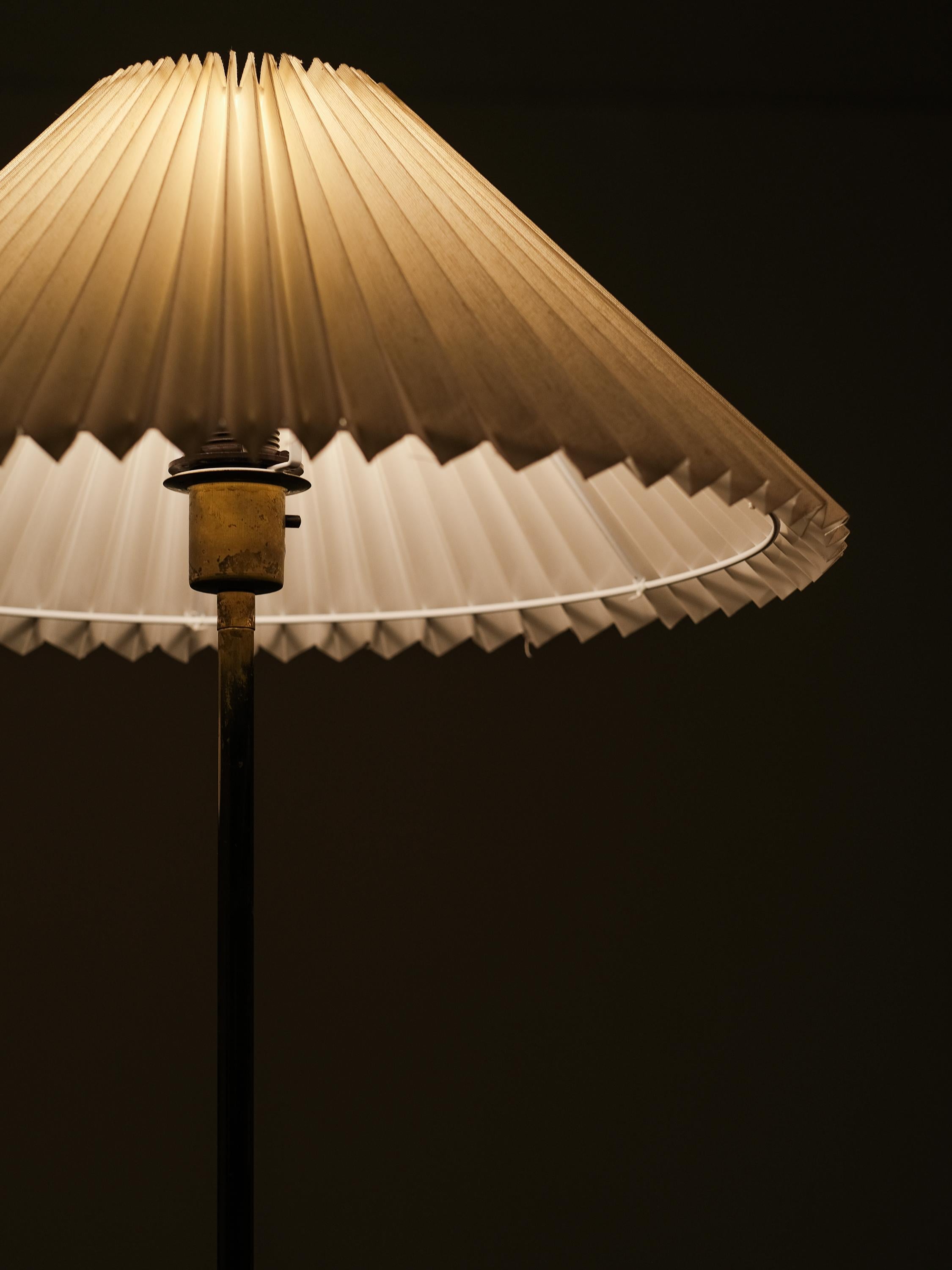 Pair of Mid-Century Modern Swedish Brass & Glass Floor Lamps, 1960s For Sale 12