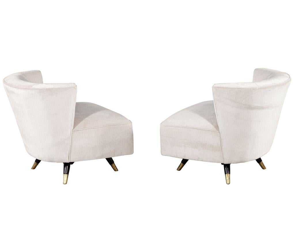 Pair of Mid-Century Modern Swivel Chairs with Metal and Brass Legs In Good Condition In North York, ON