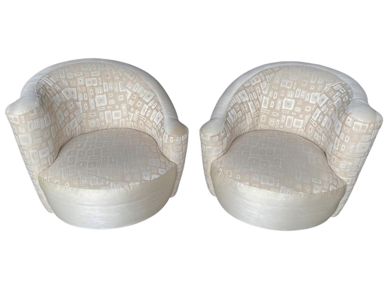 Fabric Pair of Mid-Century Modern Swivel Lounge Nautilus Chairs by Vladimir Kagan