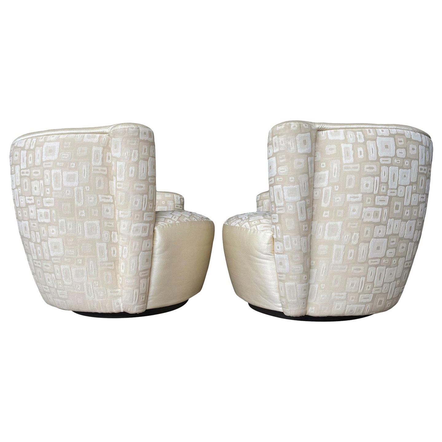 Pair of Mid-Century Modern Swivel Lounge Nautilus Chairs by Vladimir Kagan