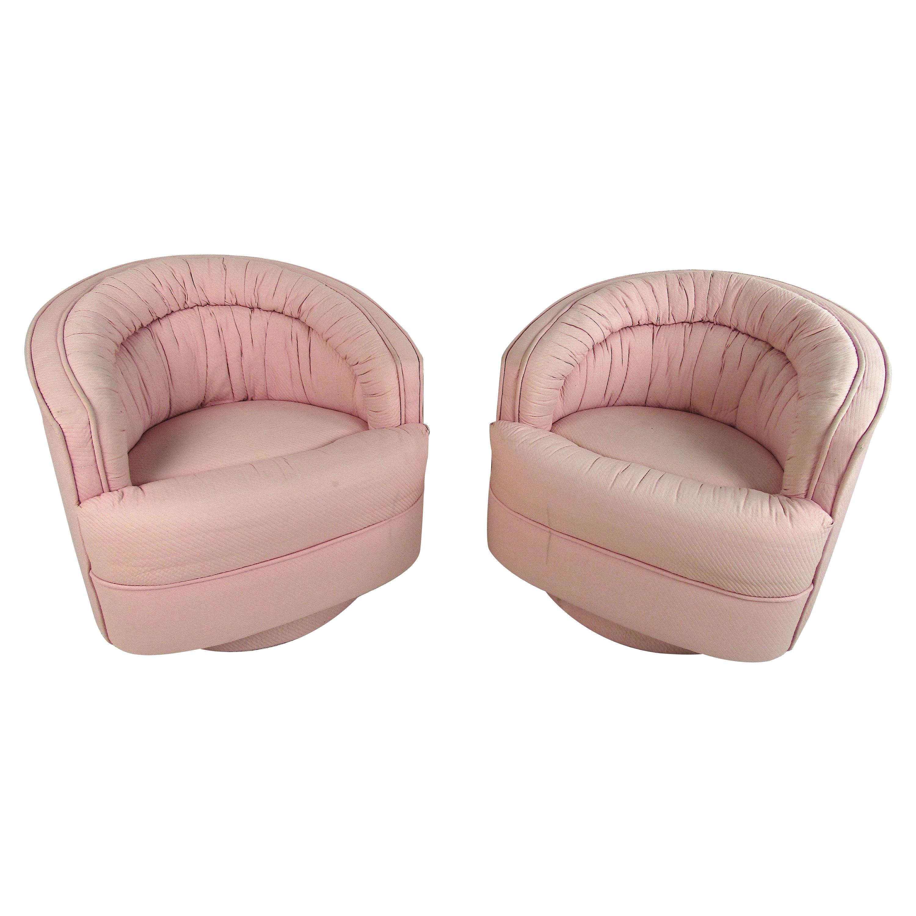 Pair of Mid-Century Modern Swiveling Club Chairs