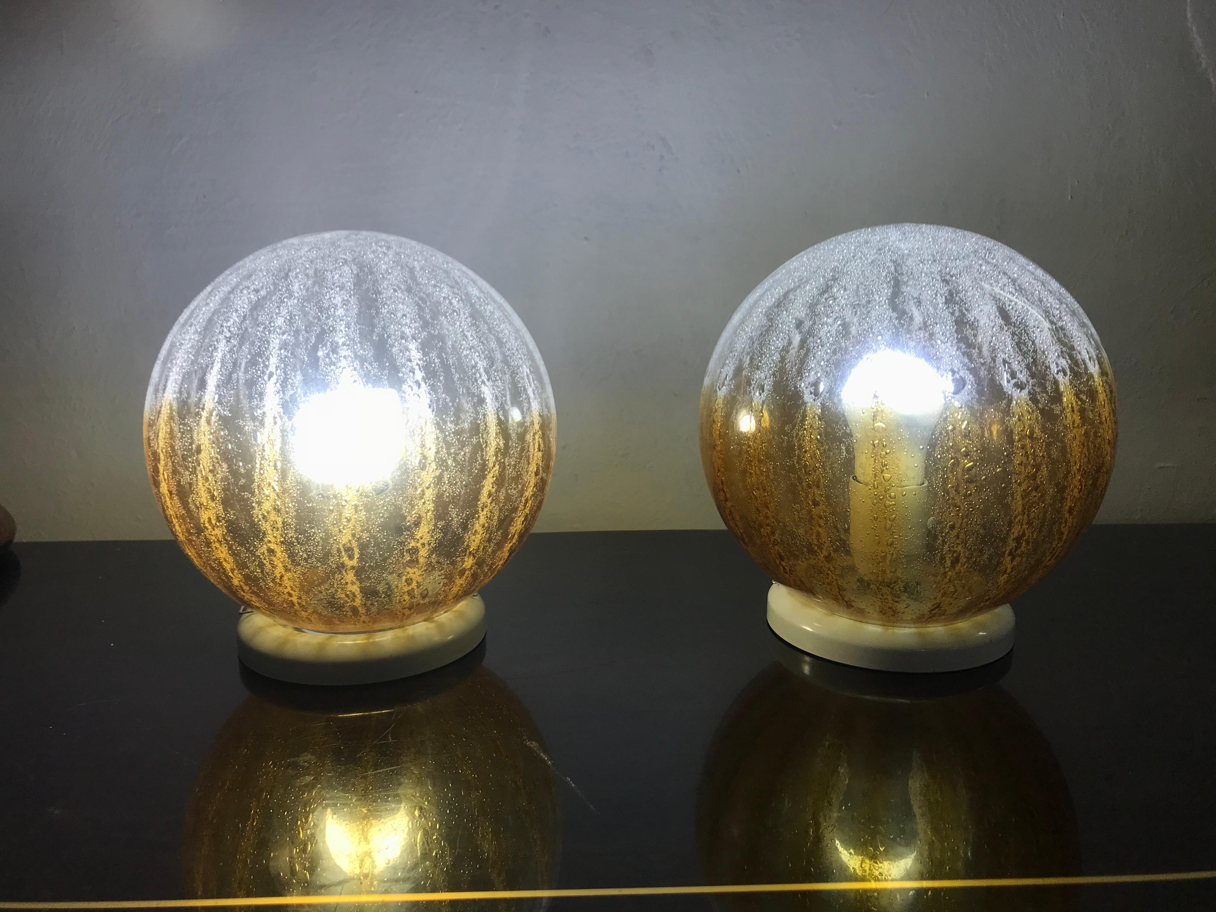 Late 20th Century Pair of Mid-Century Modern Table Lamp by Mazzega in Murano Glass, circa 1960 For Sale