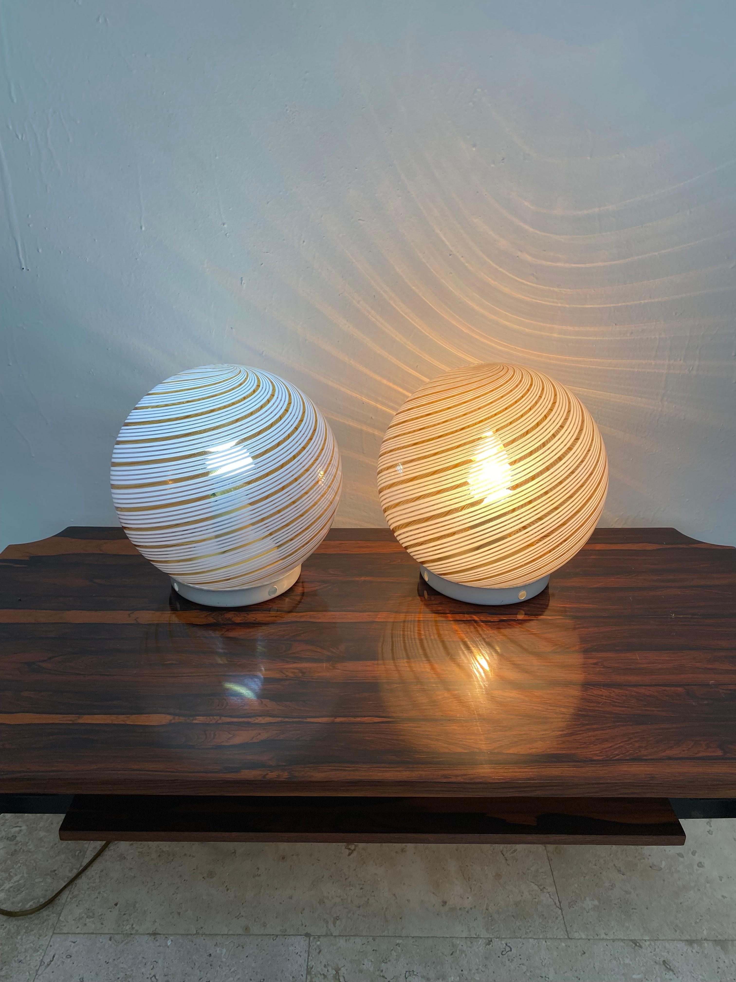 Pair of Mid-Century Modern Table Lamps Attributed to Venini, Murano, circa 1970 7
