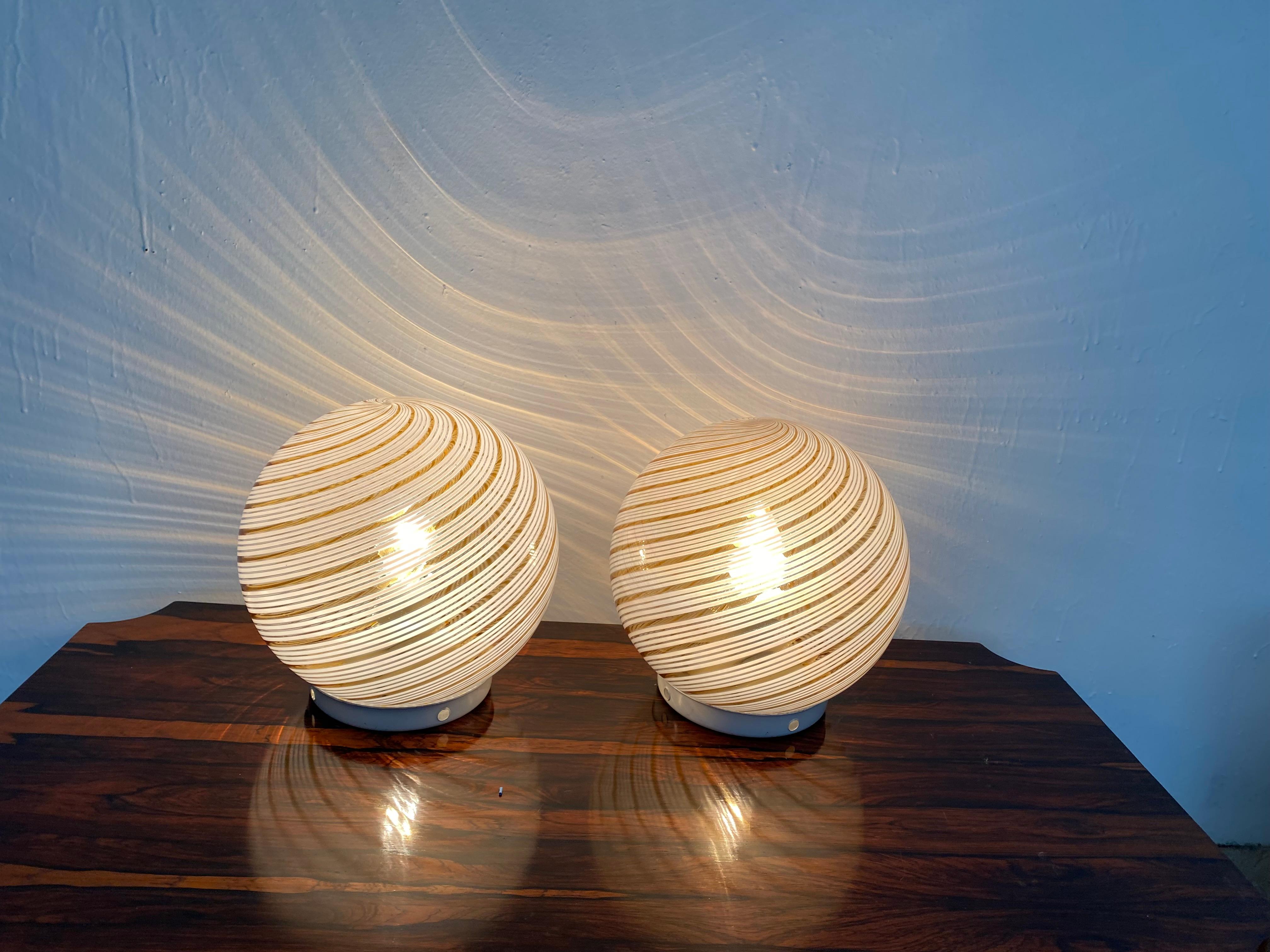 Pair of Mid-Century Modern Table Lamps Attributed to Venini, Murano, circa 1970 2