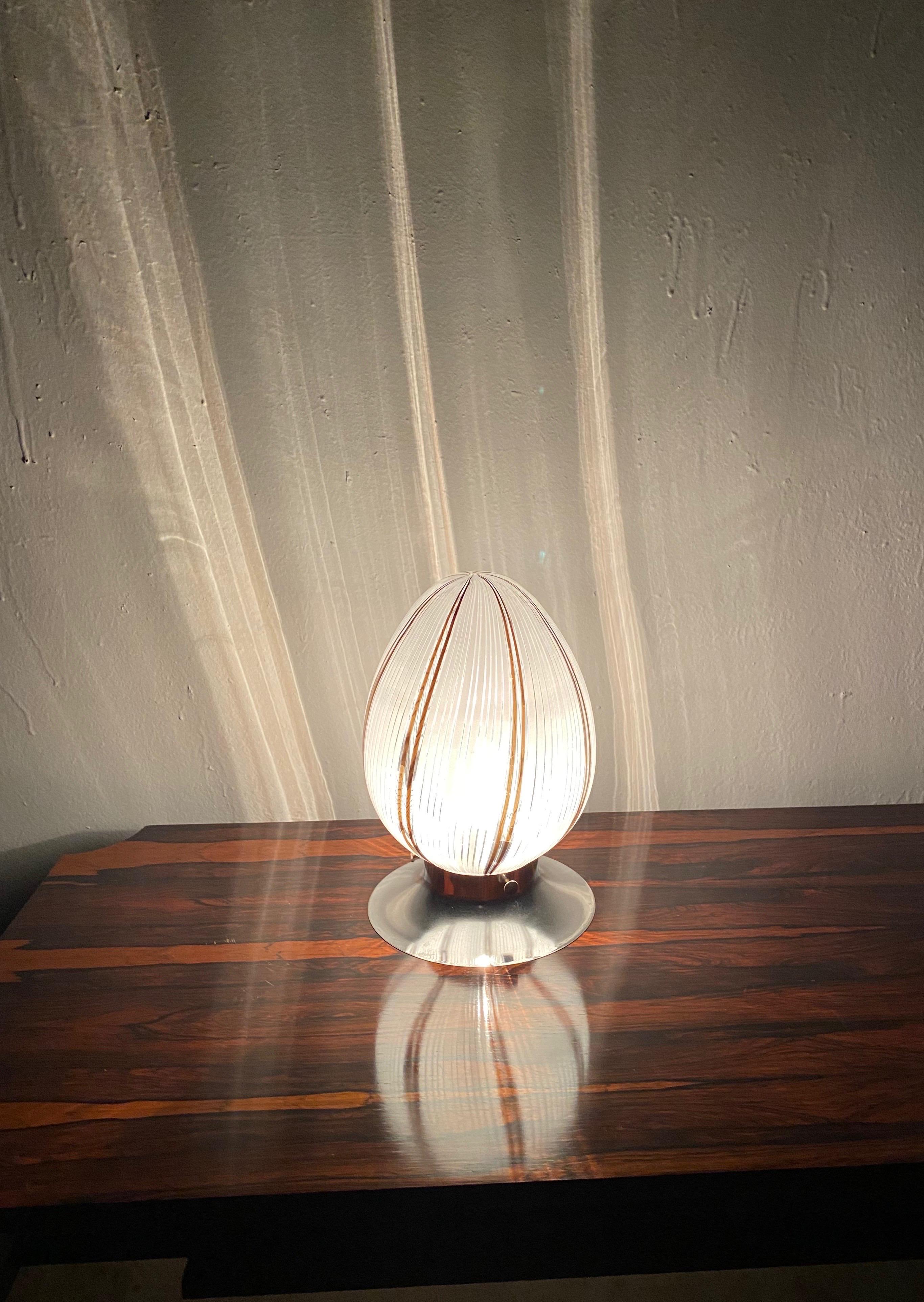 Pair of Mid-Century Modern Table Lamps Attributed to Venini, Murano, circa 1980 For Sale 3
