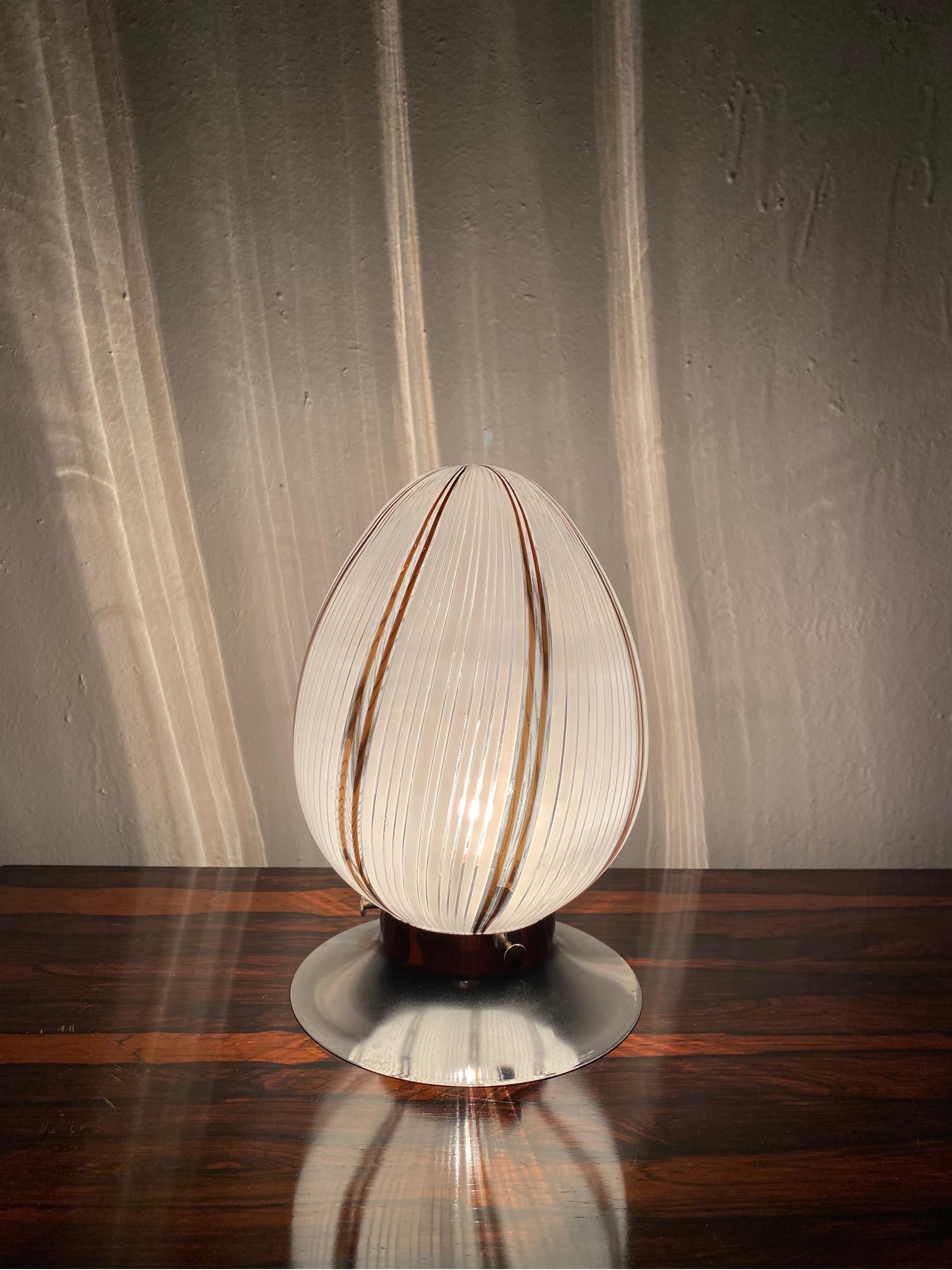 Pair of Mid-Century Modern Table Lamps Attributed to Venini, Murano, circa 1980 For Sale 5