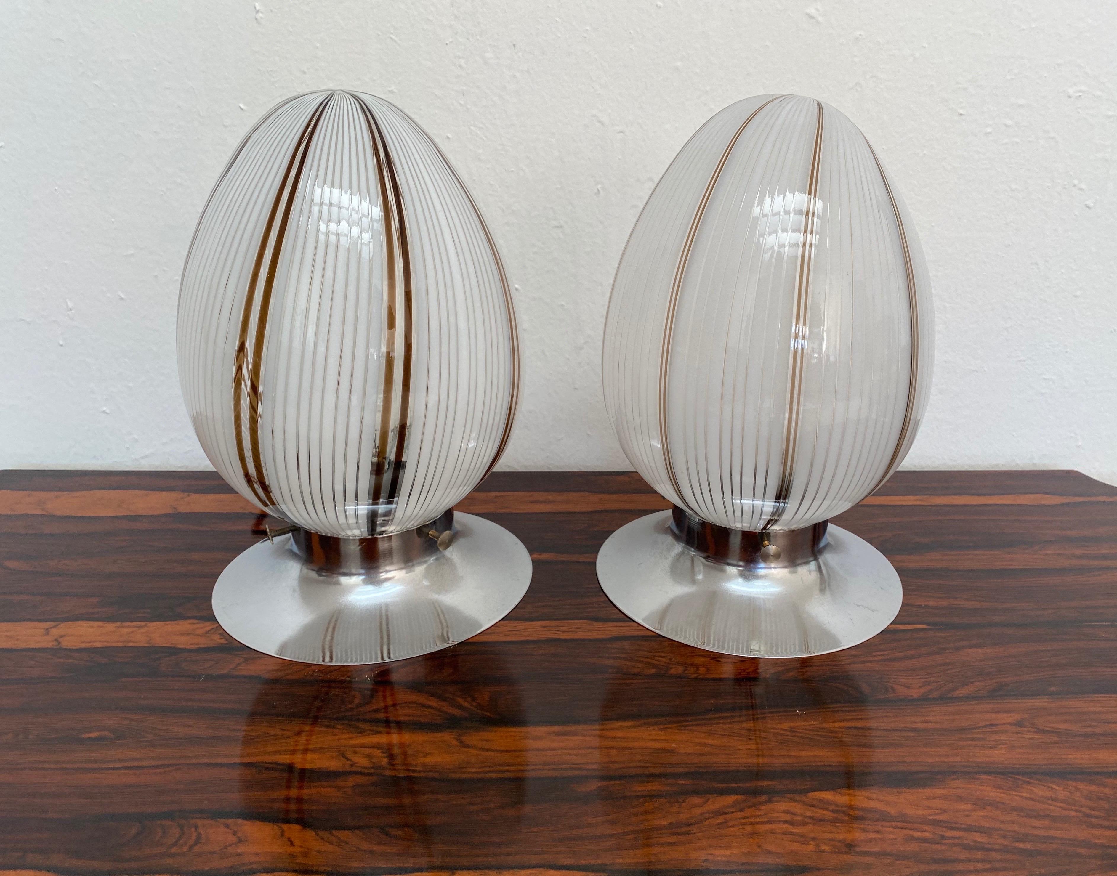 Late 20th Century Pair of Mid-Century Modern Table Lamps Attributed to Venini, Murano, circa 1980 For Sale