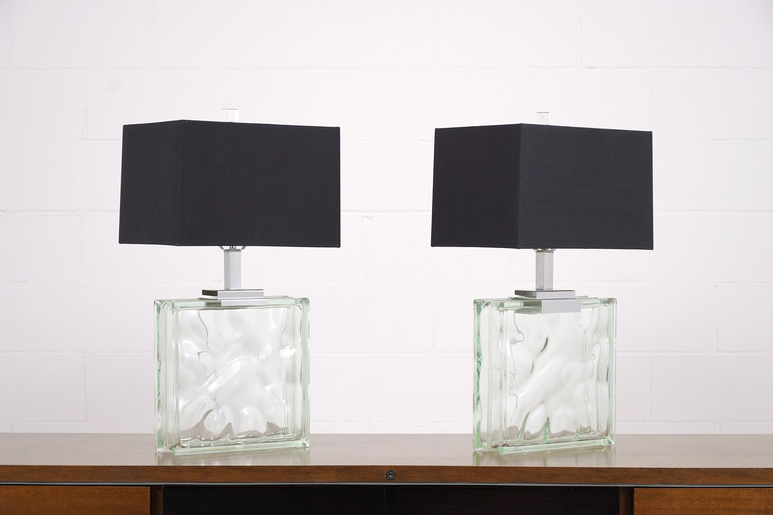 Italian Pair of 1970s Raymor Mid-Century Modern Table Lamps: Symphony in Glass & Chrome