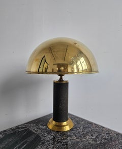 Ein Paar moderne Tischlampen aus der Mitte des Jahrhunderts aus Messing und Leder, Österreich 1960er Jahre