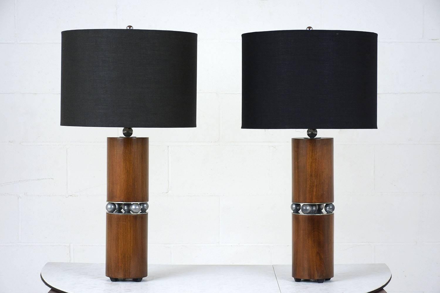 Pair of Mid-Century Modern Table Lamps In Good Condition In Los Angeles, CA