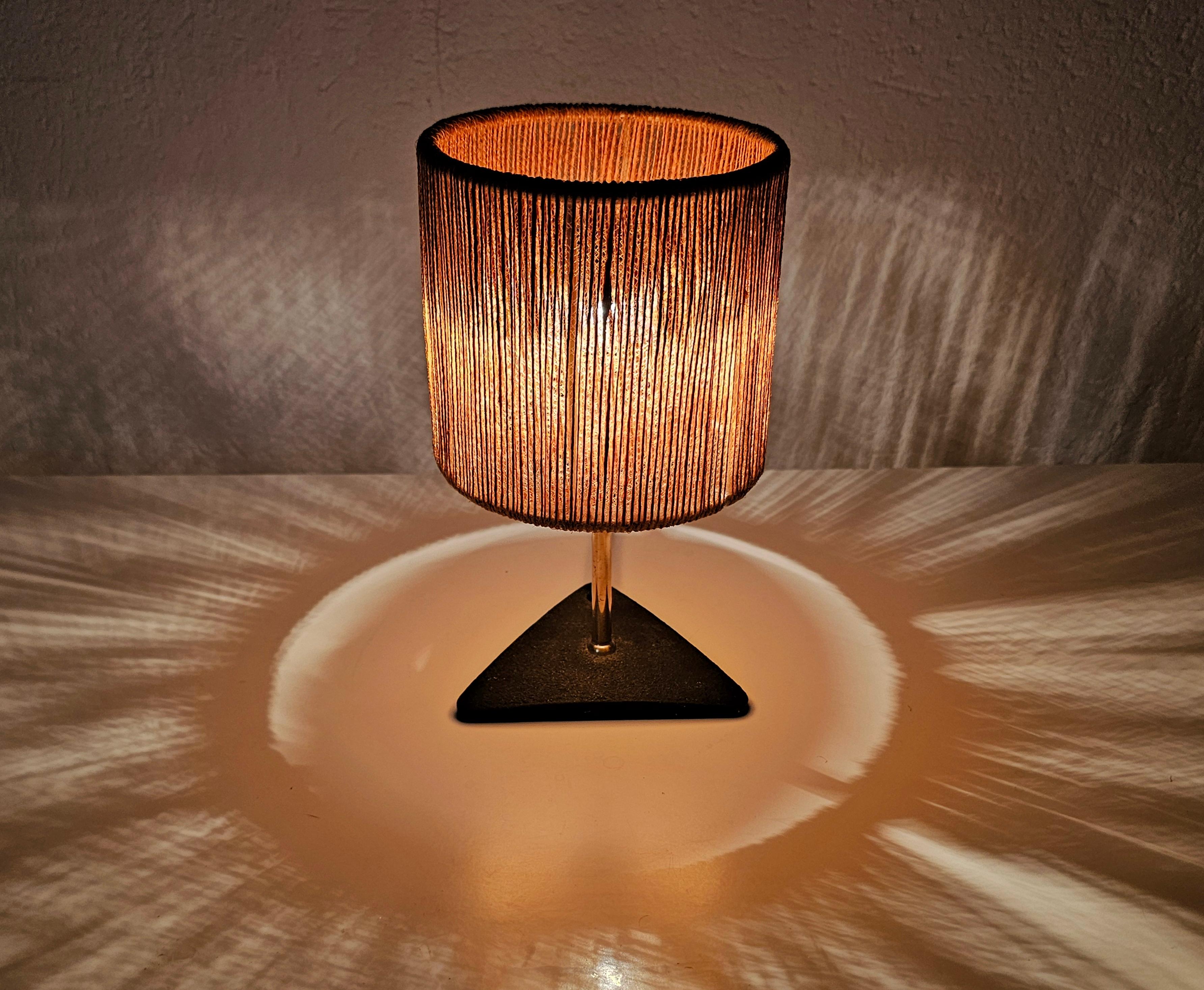 Paire de lampes de bureau modernes du milieu du siècle dernier dans le style de Carl Aubock, Autriche, années 1940 en vente 1