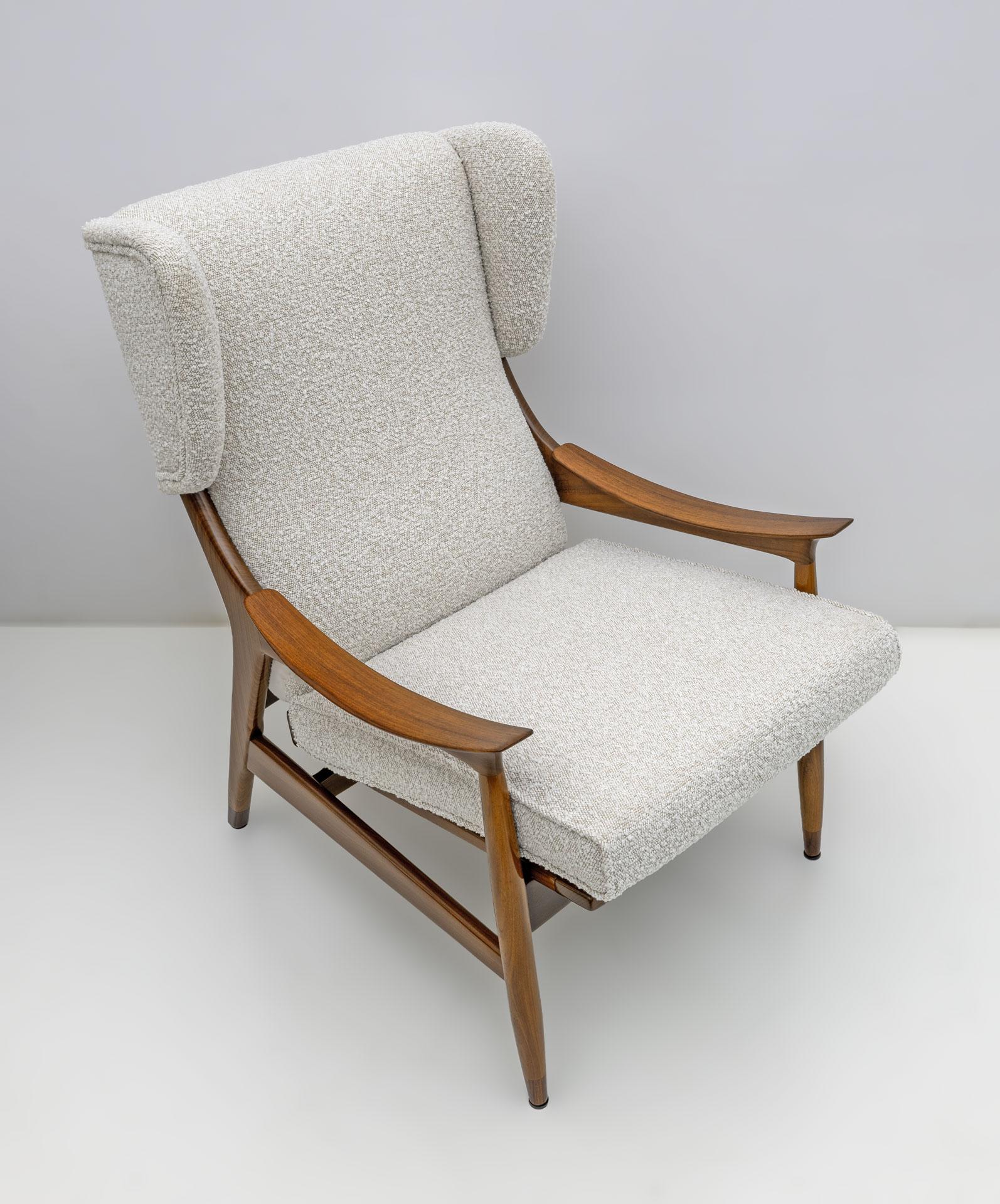 Mid-Century Modern Paire de fauteuils en teck et bouclage The Moderns Modèle FM 106 par Framar, années 50 en vente