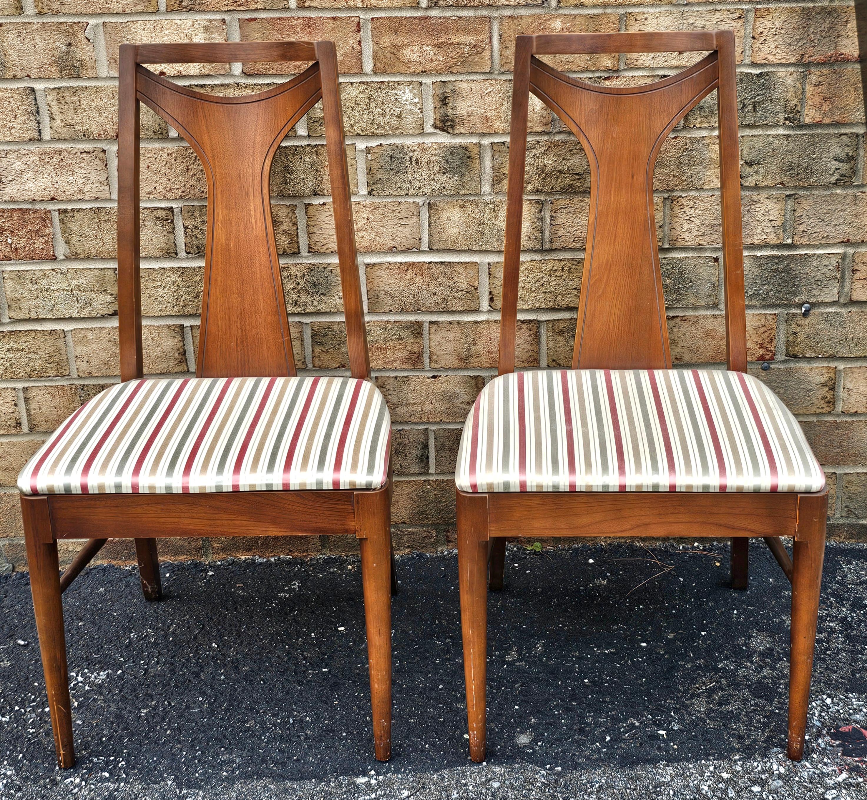 Unknown Pair of Mid Century Modern Teak and Upholstered Seat Side Chairs For Sale